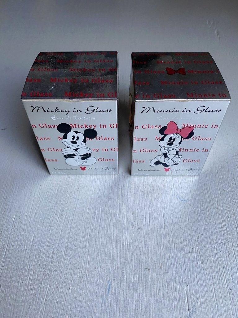 Disney Minnie & Mickey Eau de Toilette in Glas, Verzamelen, Ophalen of Verzenden, Mickey Mouse, Zo goed als nieuw, Beeldje of Figuurtje
