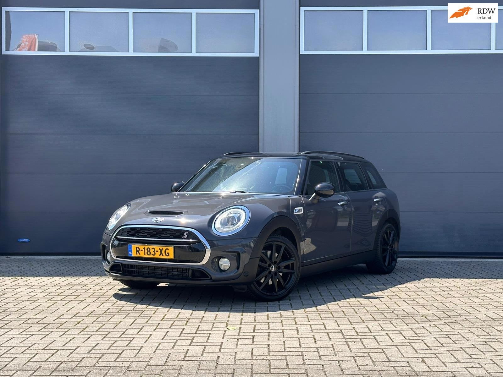 Mini Clubman 2.0 Cooper S Chili Serious Business|Leer|Automa, 1998 cc, Gebruikt, Automatische klimaatregeling, 17 km/l