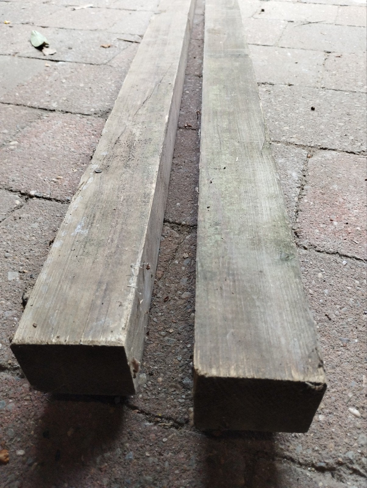 2 balkjes 7 cm x 6 cm 2,7 meter lang, Ophalen, 250 cm of meer, Palen
