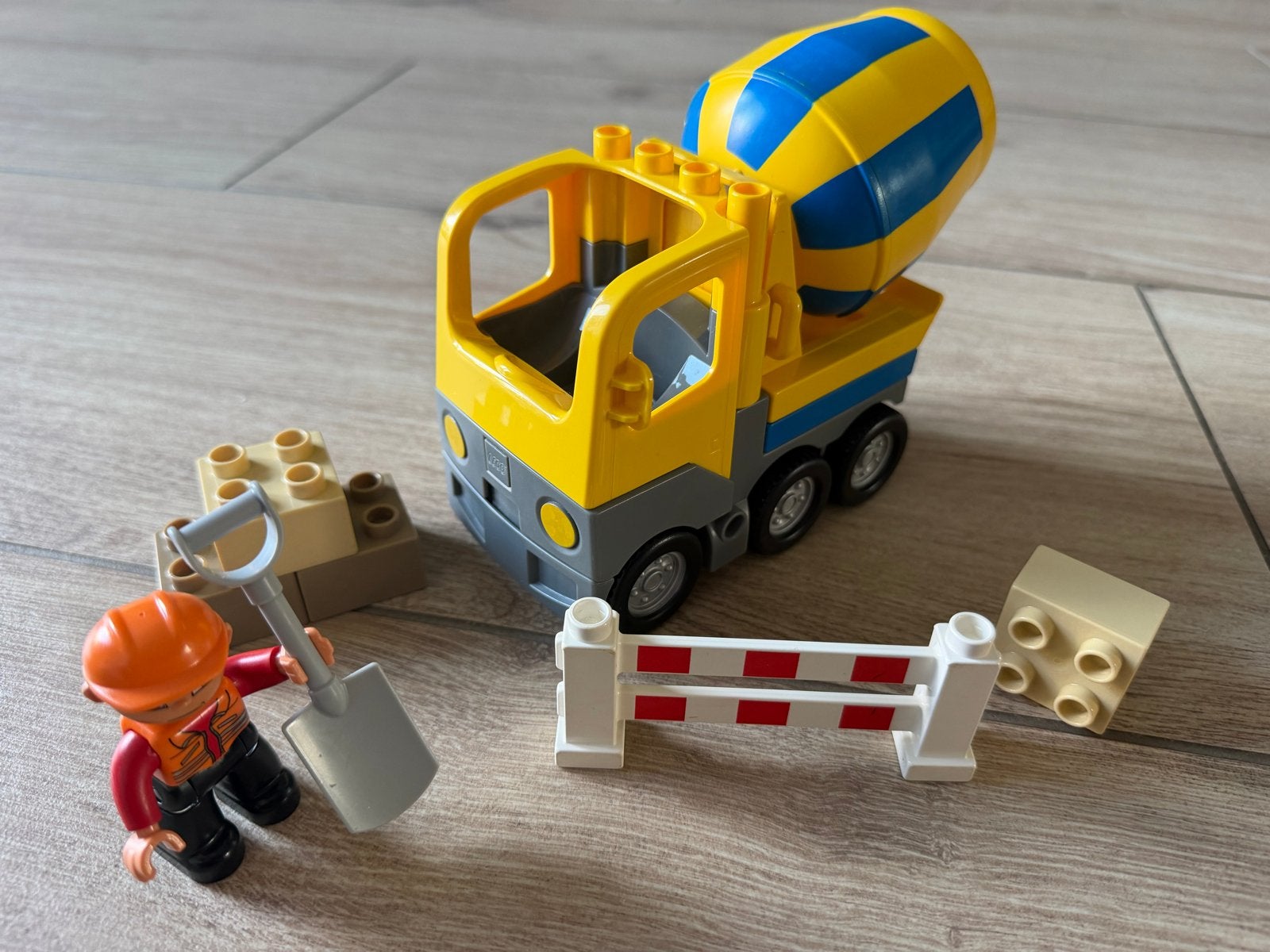 Lego Duplo Betonmixer met bouwvakker set 4976, Ophalen, Zo goed als nieuw, Overige merken
