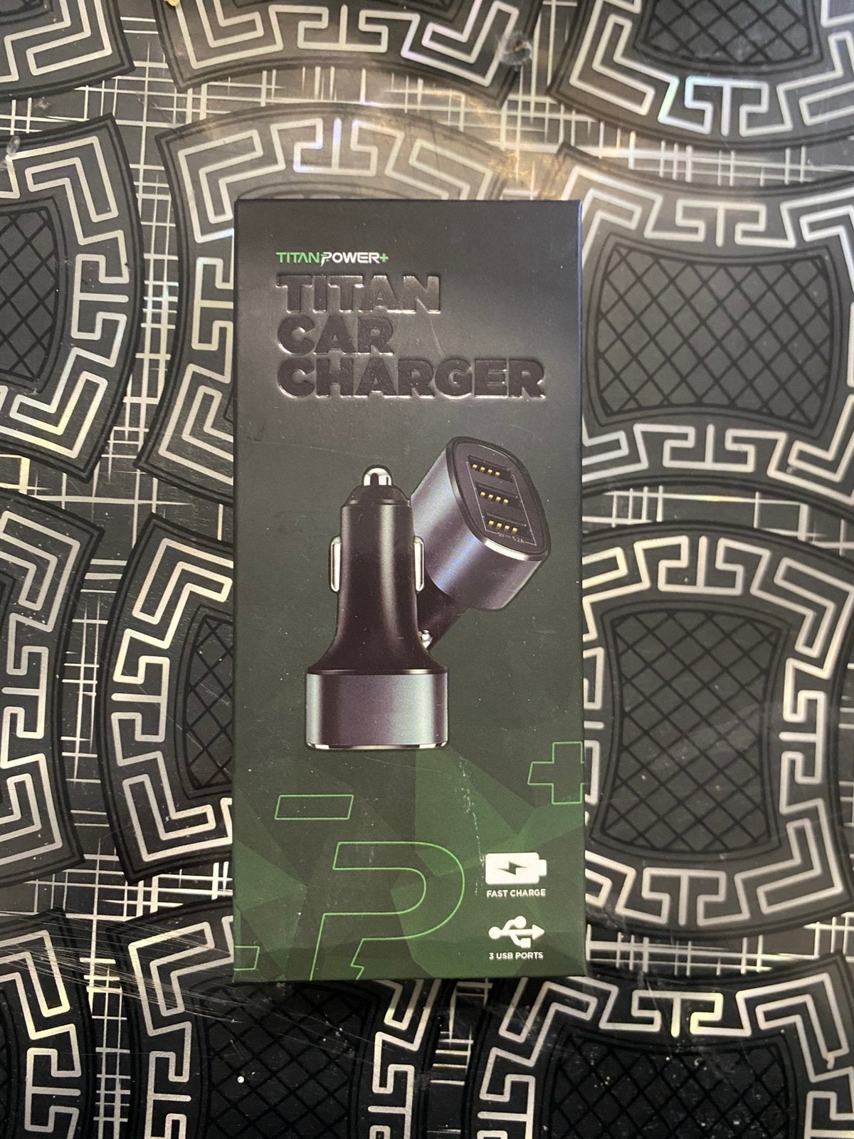 Car charger, Ophalen of Verzenden, Zo goed als nieuw