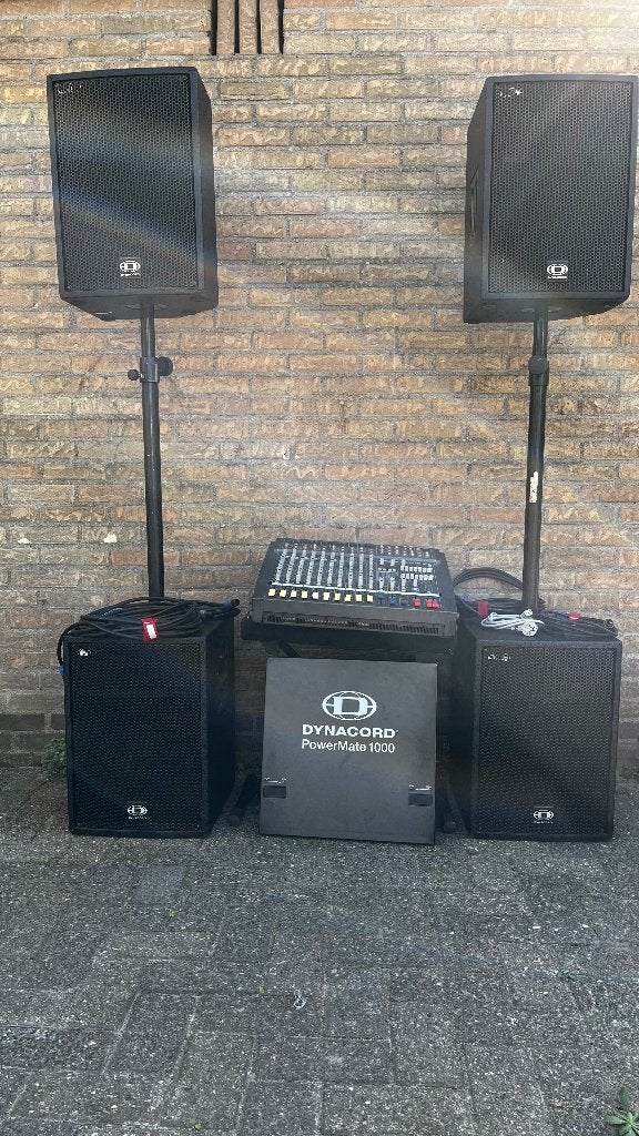 Dynacord 1000 W versterker + 4 speakers, Ophalen, Gebruikt, Audio