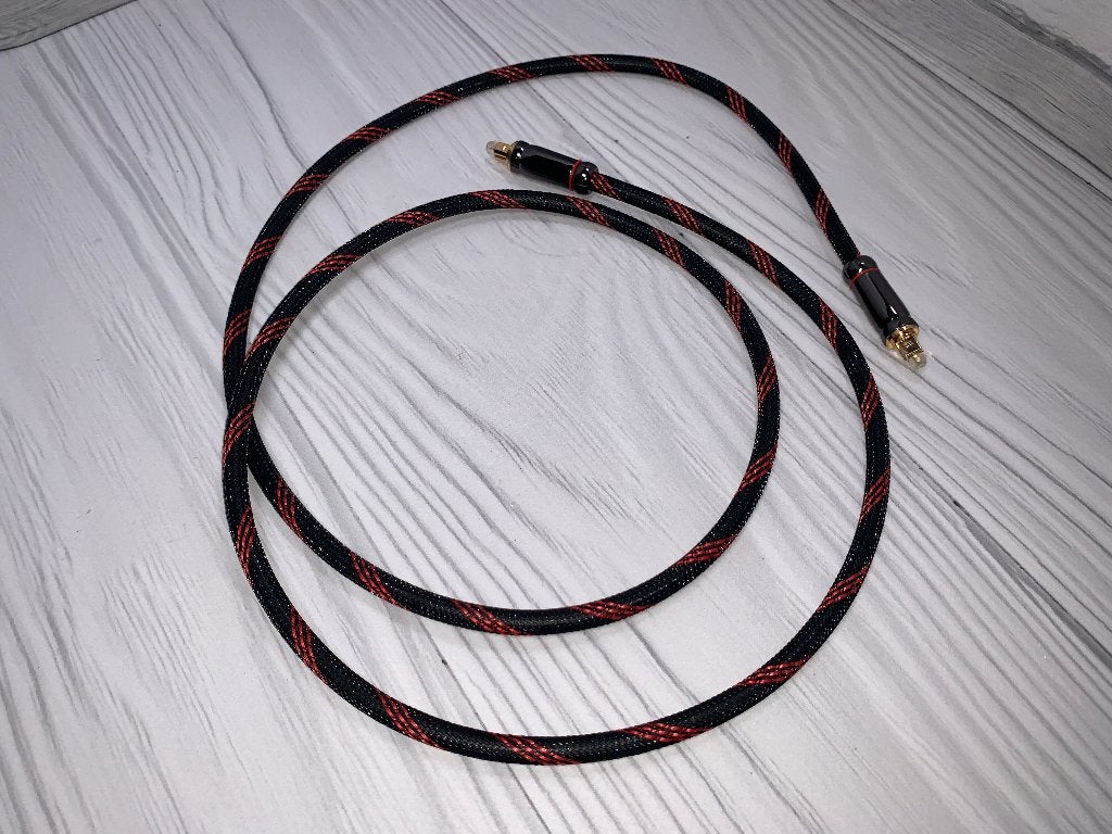 MT Power Audio Optical DIAMOND Toslink optische kabel, Audio, Tv en Foto, Audiokabels en Televisiekabels, Verzenden, Zo goed als nieuw
