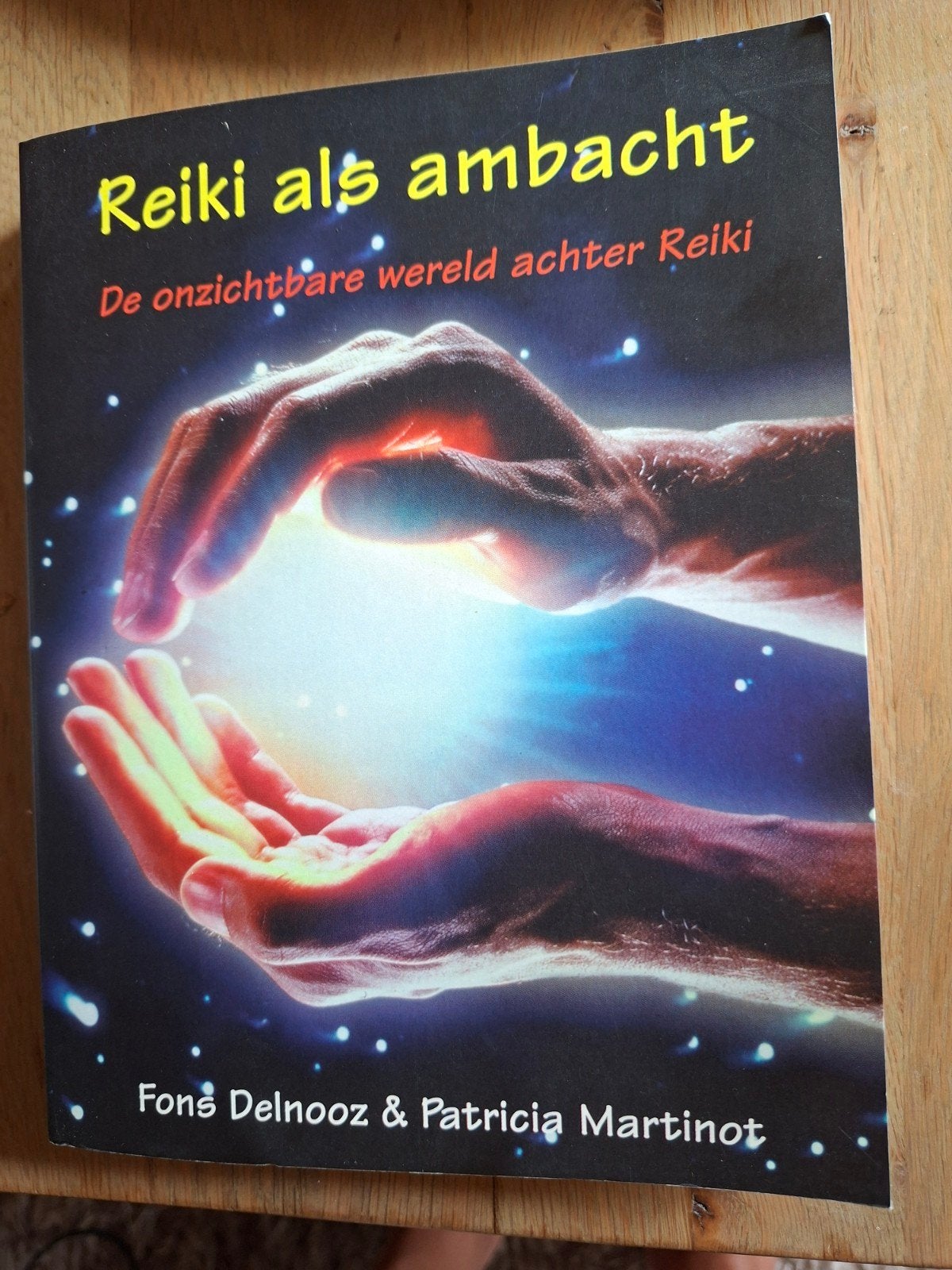 Reiki als ambacht: De onzichtbare wereld achter Reiki, Achtergrond en Informatie, Ophalen of Verzenden, Zo goed als nieuw, Spiritualiteit algemeen