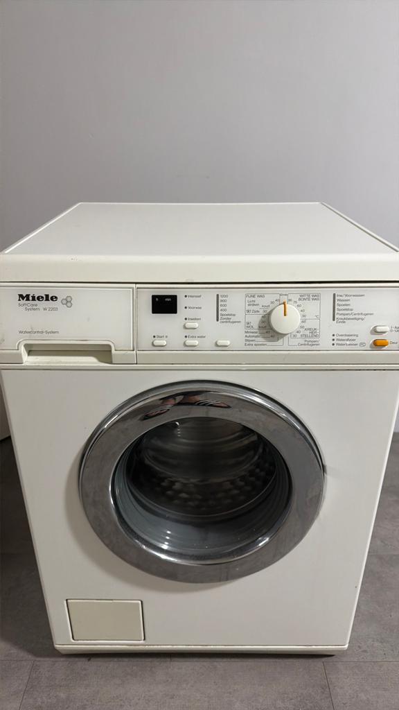 Te koop Miele wasmachine softcare system w2203, Ophalen, Zo goed als nieuw, 85 tot 90 cm, 1200 tot 1600 toeren