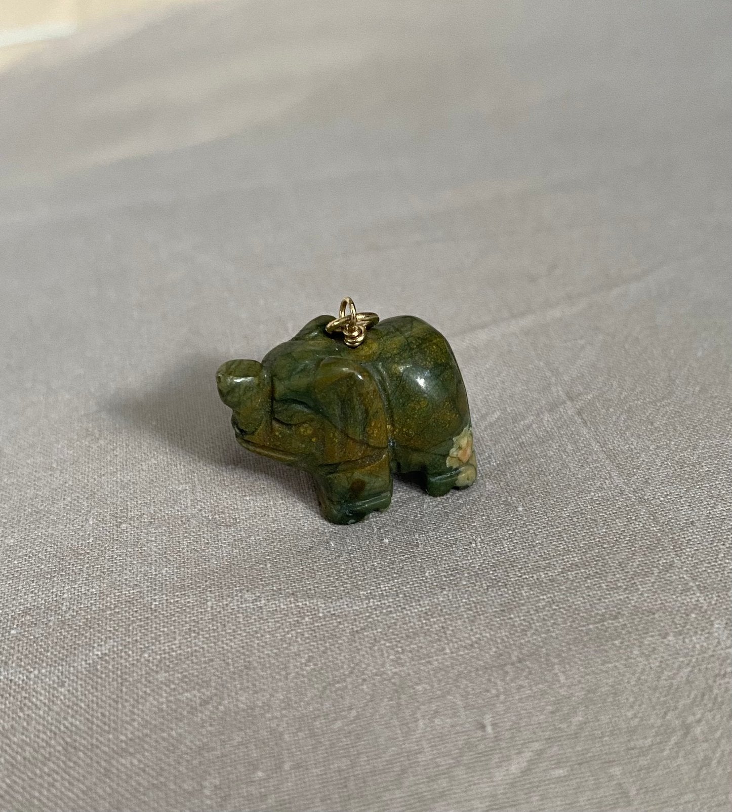 Jade steen olifant hanger 14k goud, Verzenden, Zo goed als nieuw, Goud, Overige merken