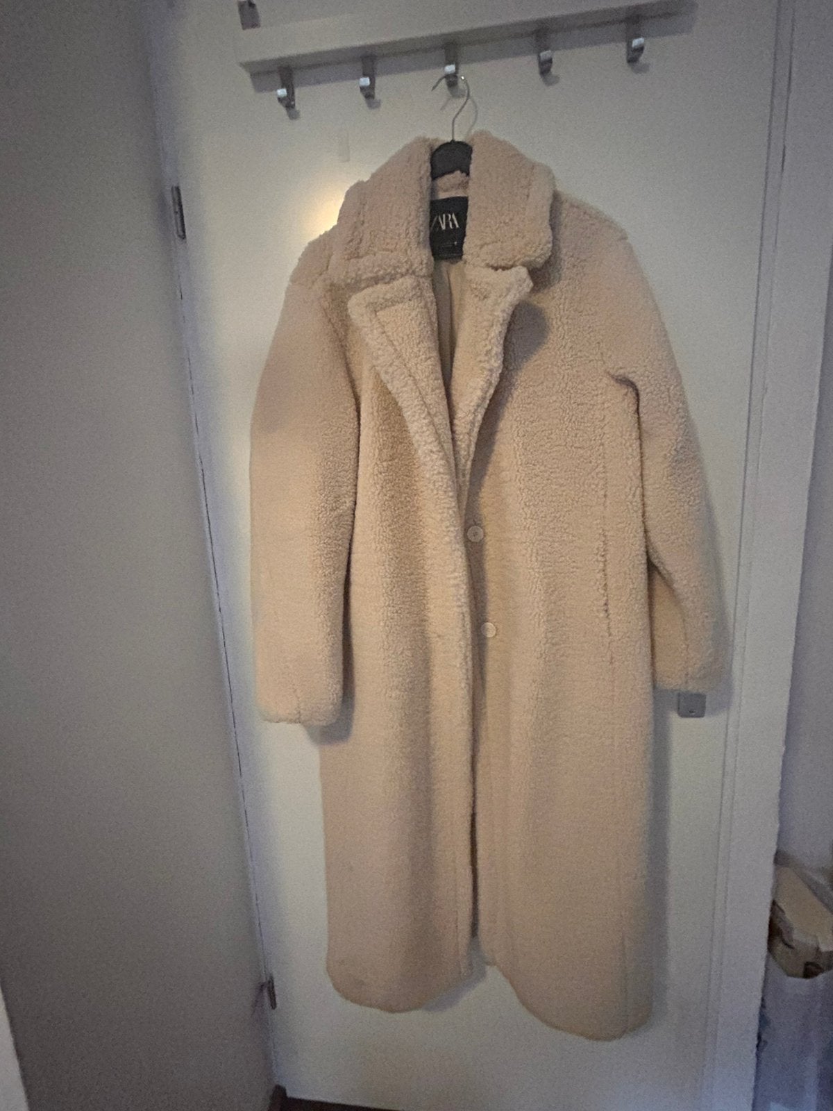 Zara, Kleding | Dames, Jassen | Winter, Ophalen of Verzenden, Zo goed als nieuw, Maat 38/40 (M), Zwart