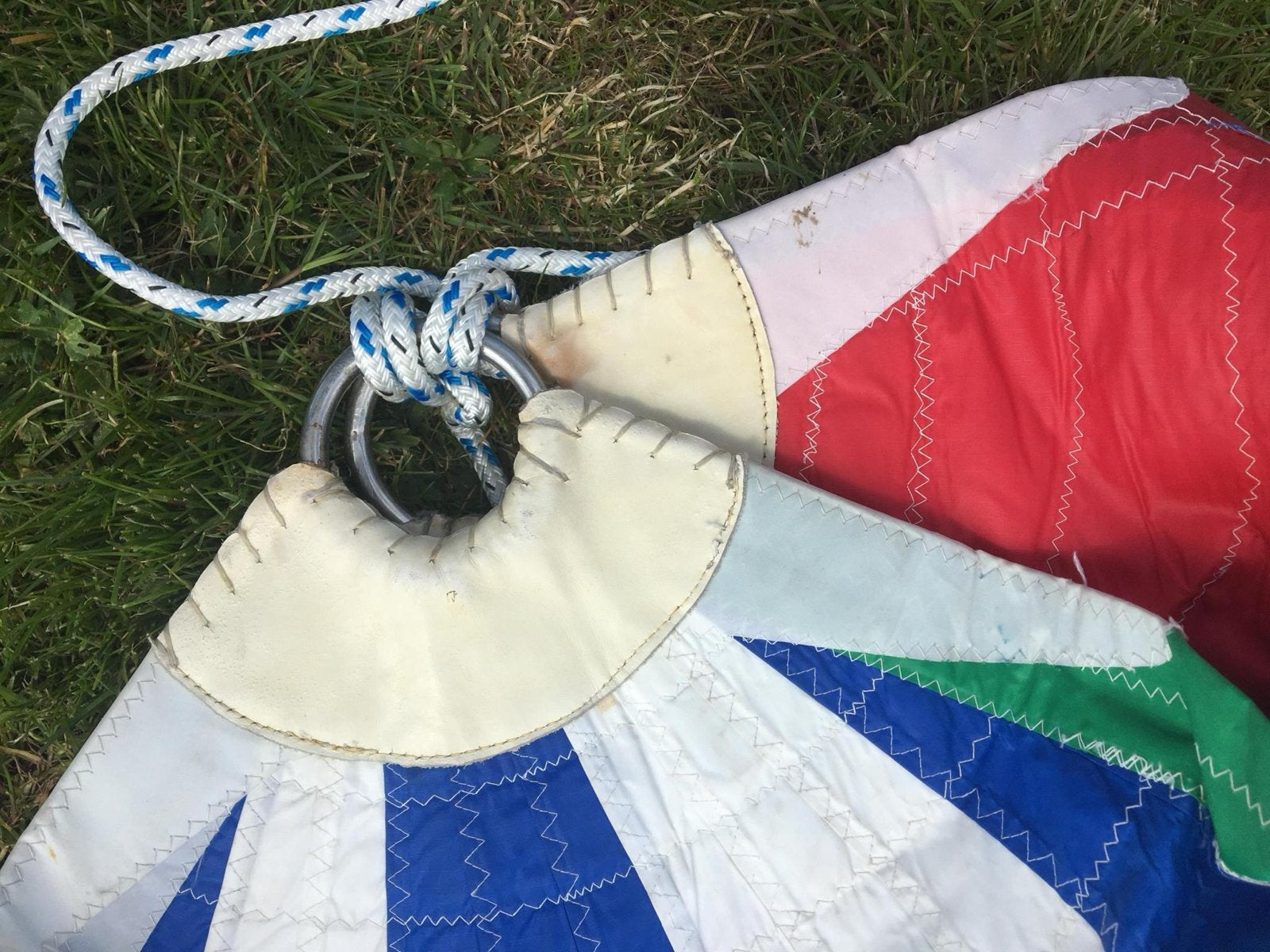Neil Pryde Spinnaker met snuffer, Watersport en Boten, Zeilen en Zeiltoebehoren, Ophalen, 6 meter of meer, Spinnaker, Zo goed als nieuw