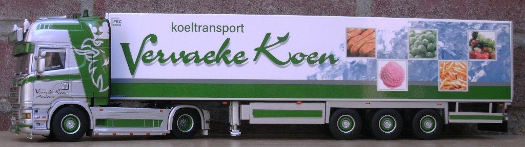 (37) . SCANIA trekker met OPLEGGER - KOELTRAILER . van WSI ., Ophalen of Verzenden, Nieuw, Bus of Vrachtwagen, Wsi