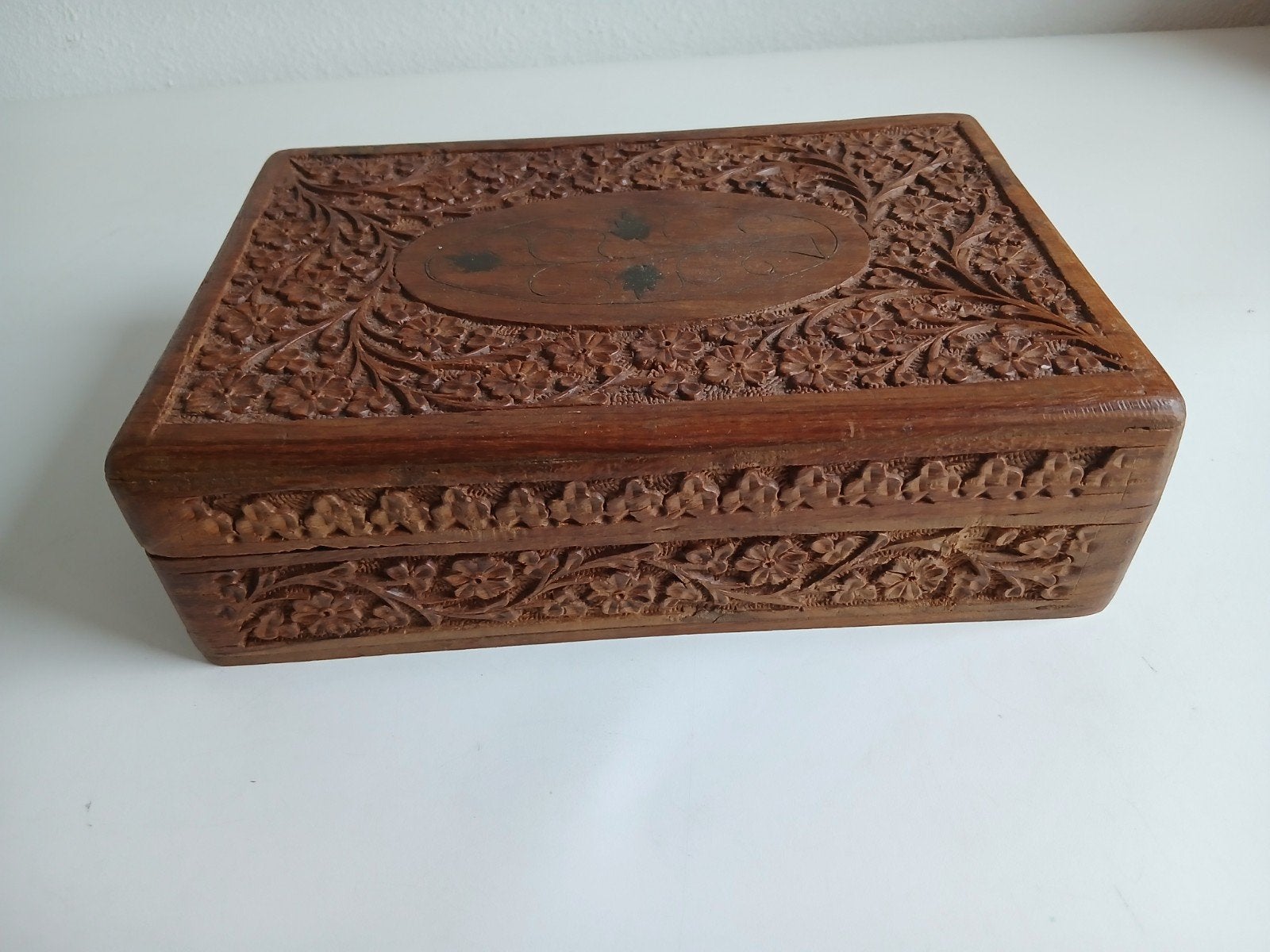 Vintage hardhouten met de hand gesneden kistje juwelendoosje, Ophalen of Verzenden
