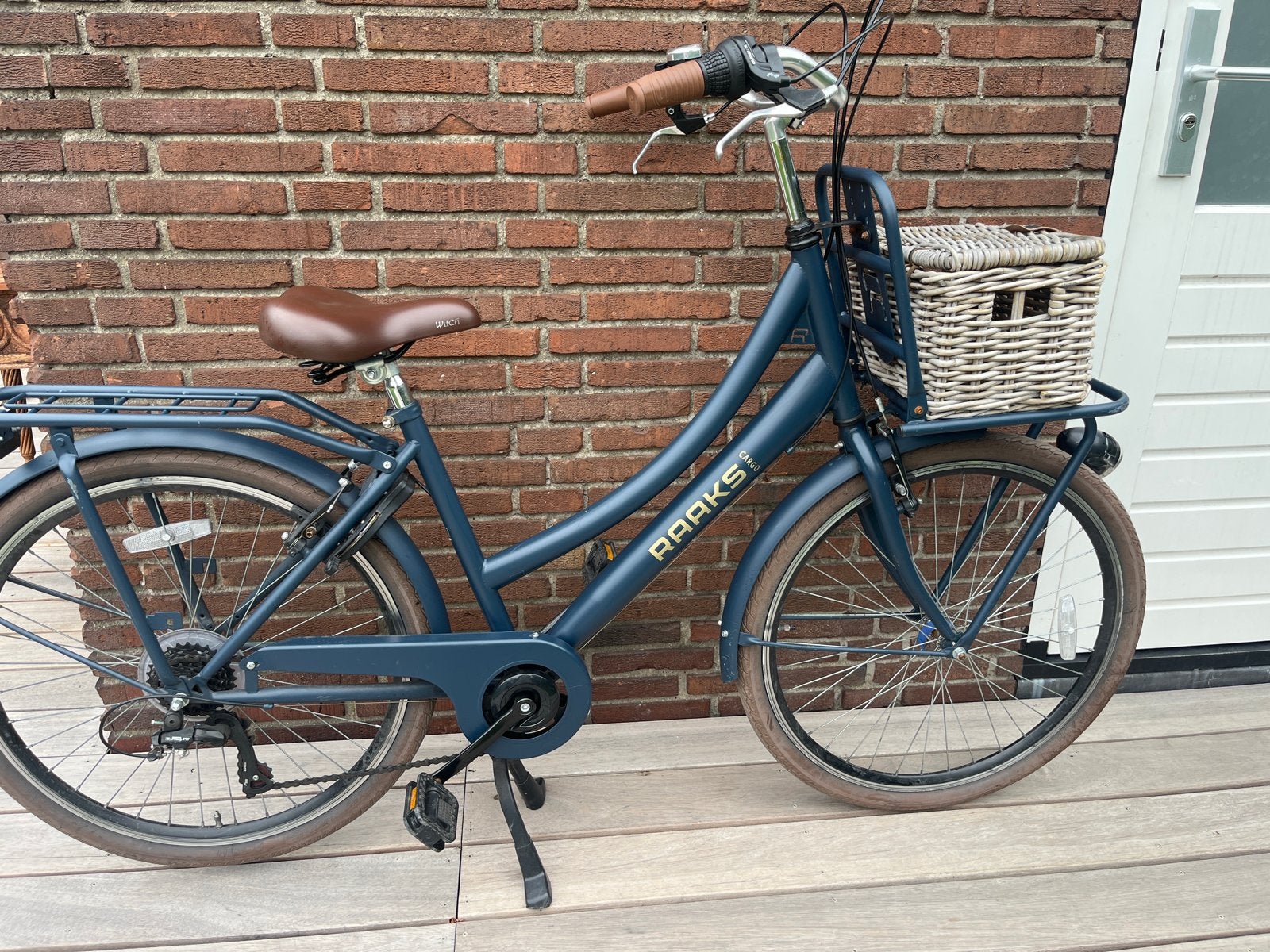 Raaks Cargo meidenfiets 26inch met 7 versnellingen en mand, Fietsen en Brommers, Fietsen | Dames | Damesfietsen, Gebruikt, Velgrem