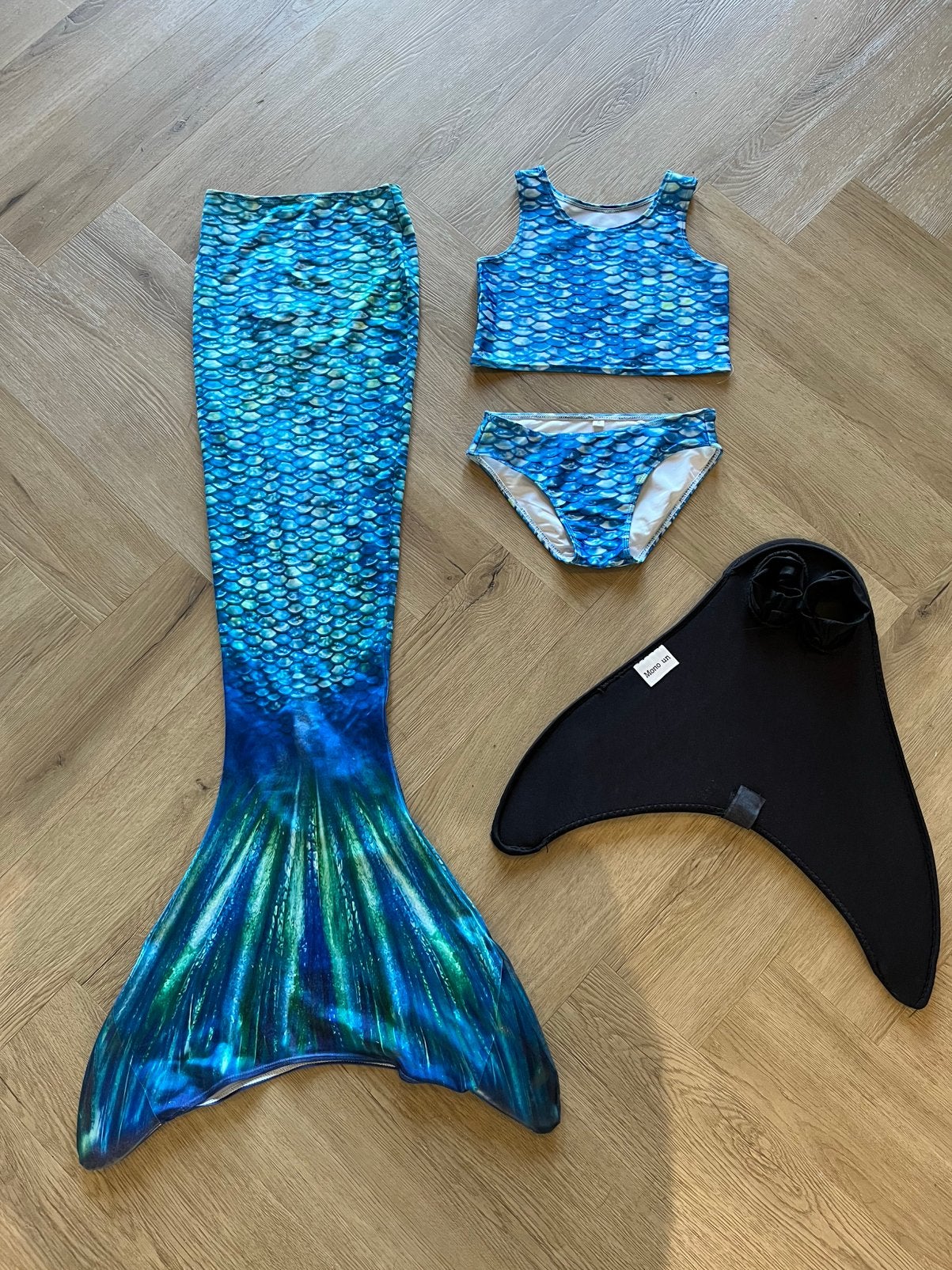 Zeemeerminstaart set bikini incl. monovin als nieuw!, Bikiniset, Meisje, Zo goed als nieuw, Ophalen of Verzenden