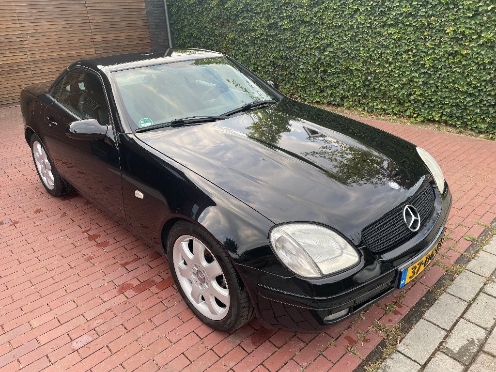 Mercedes-Benz Slk230 Kompressor Zwart 115DKM NAP NL auto, Achterwielaandrijving, 4 cilinders, Cabriolet, Zwart