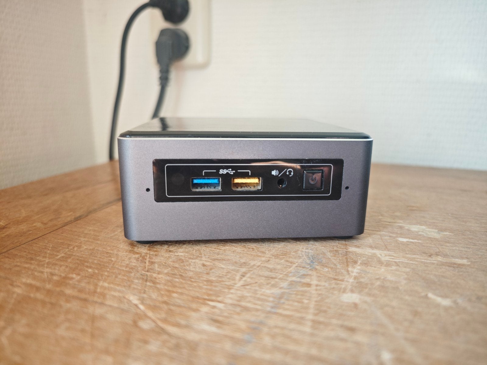 Intel NUC7i7BNH i7 7567U 16GB DDR4 500GB SSD W11, Computers en Software, ., Intel NUC, Ophalen of Verzenden, Zo goed als nieuw