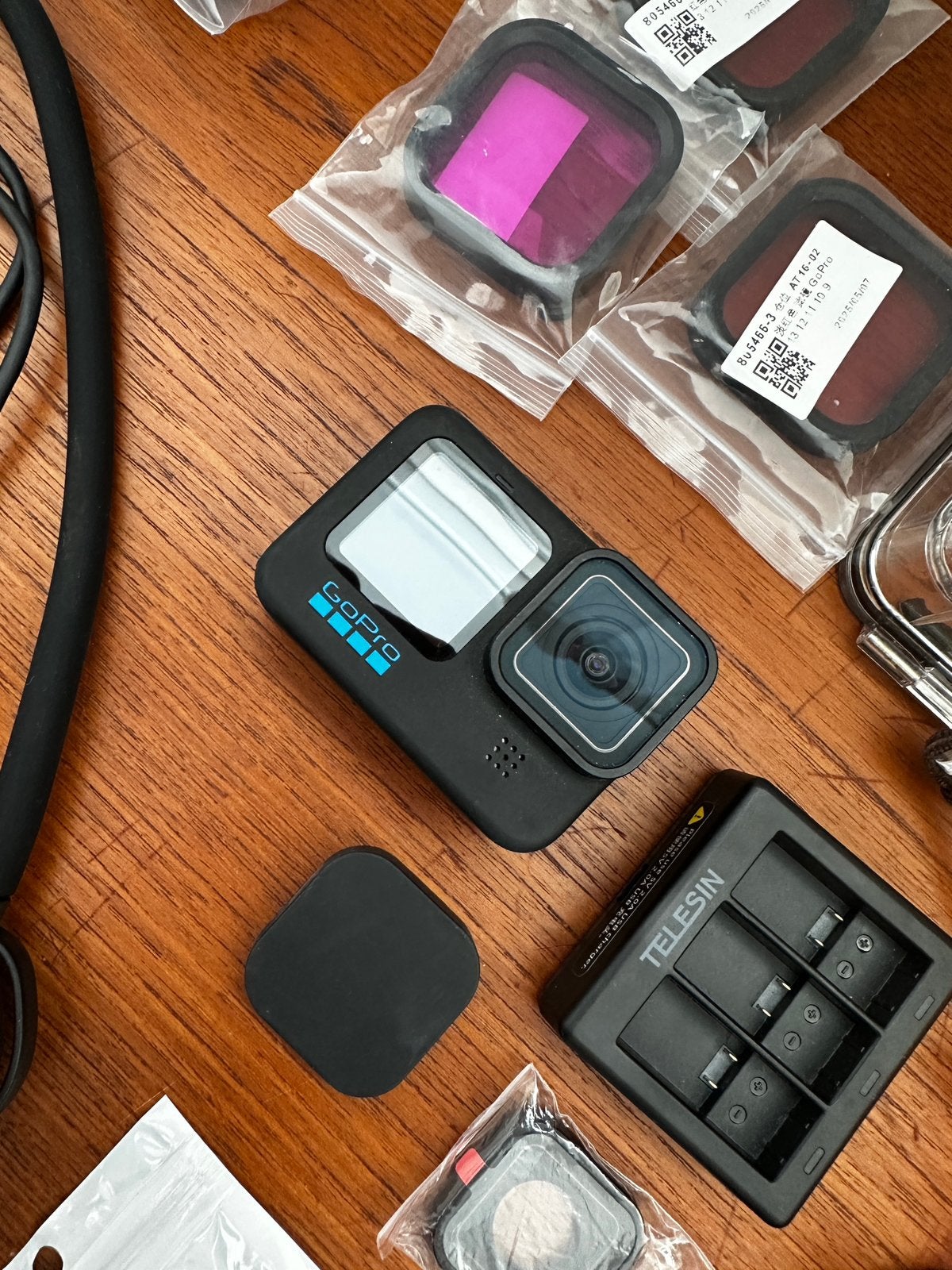 GoPro Hero 10 Black, 2x accu, plus accessoireset, Ophalen of Verzenden, Zo goed als nieuw, GoPro