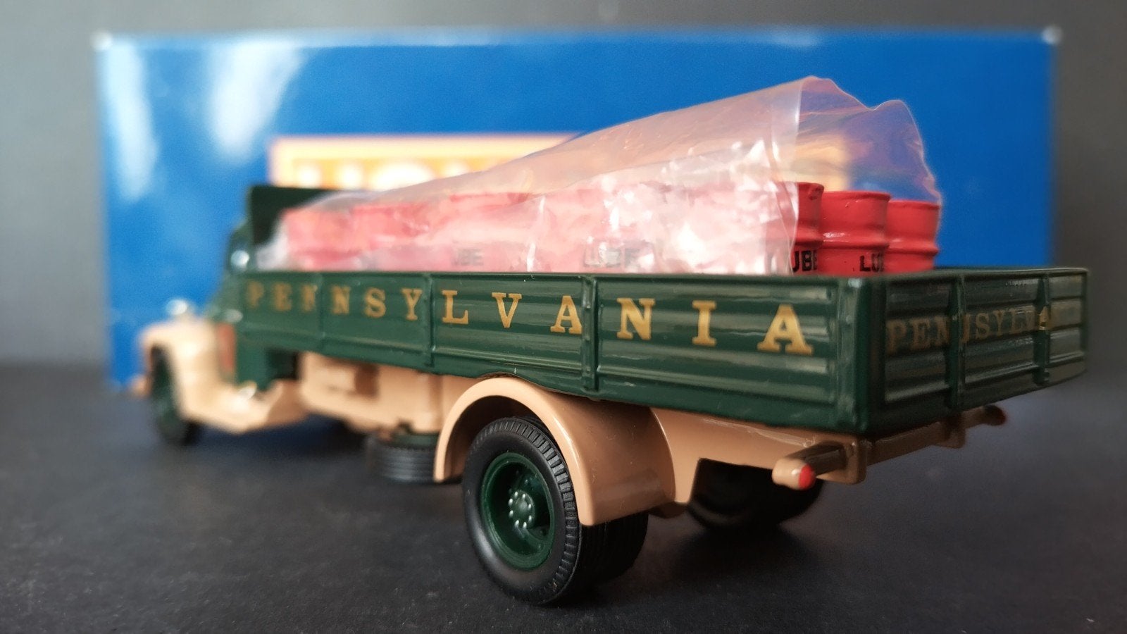 Diamond T 620 Dropside Lionelville 1:50 Corgi Pol, Nieuw, M, Bus of Vrachtwagen, M