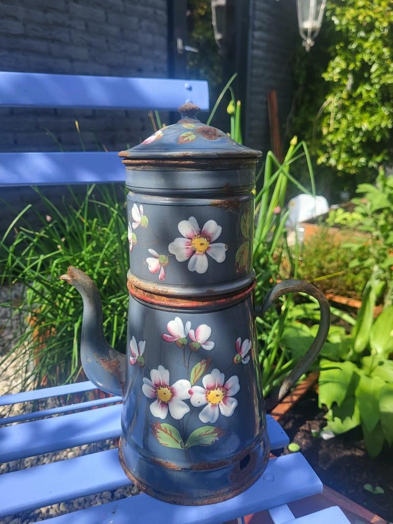Franse emaille koffiepot handb. bloemen Toen was geluk, Ophalen of Verzenden
