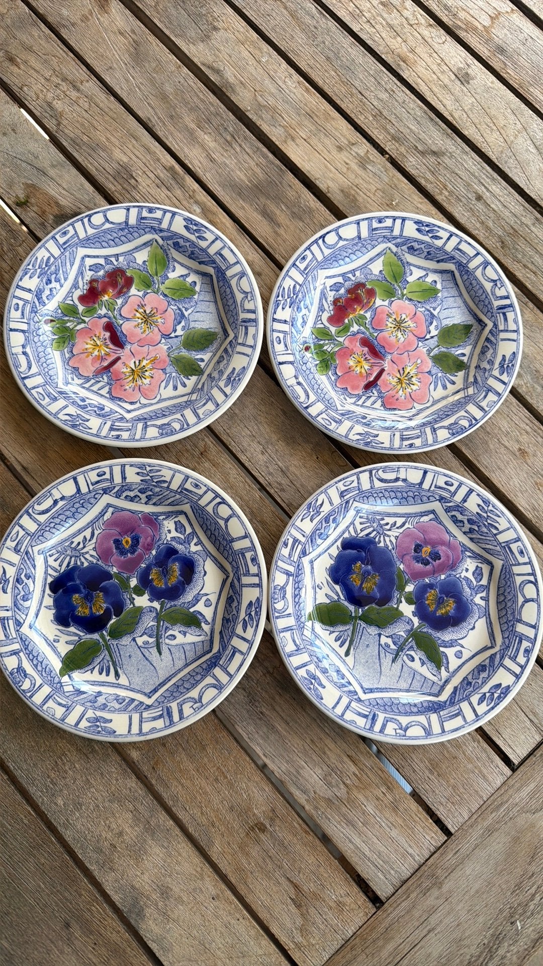 Gien OISEAU BLEU FLEURI Gebaksbordjes, Huis en Inrichting, Keuken | Servies, Ophalen of Verzenden, Zo goed als nieuw, Bord(en)