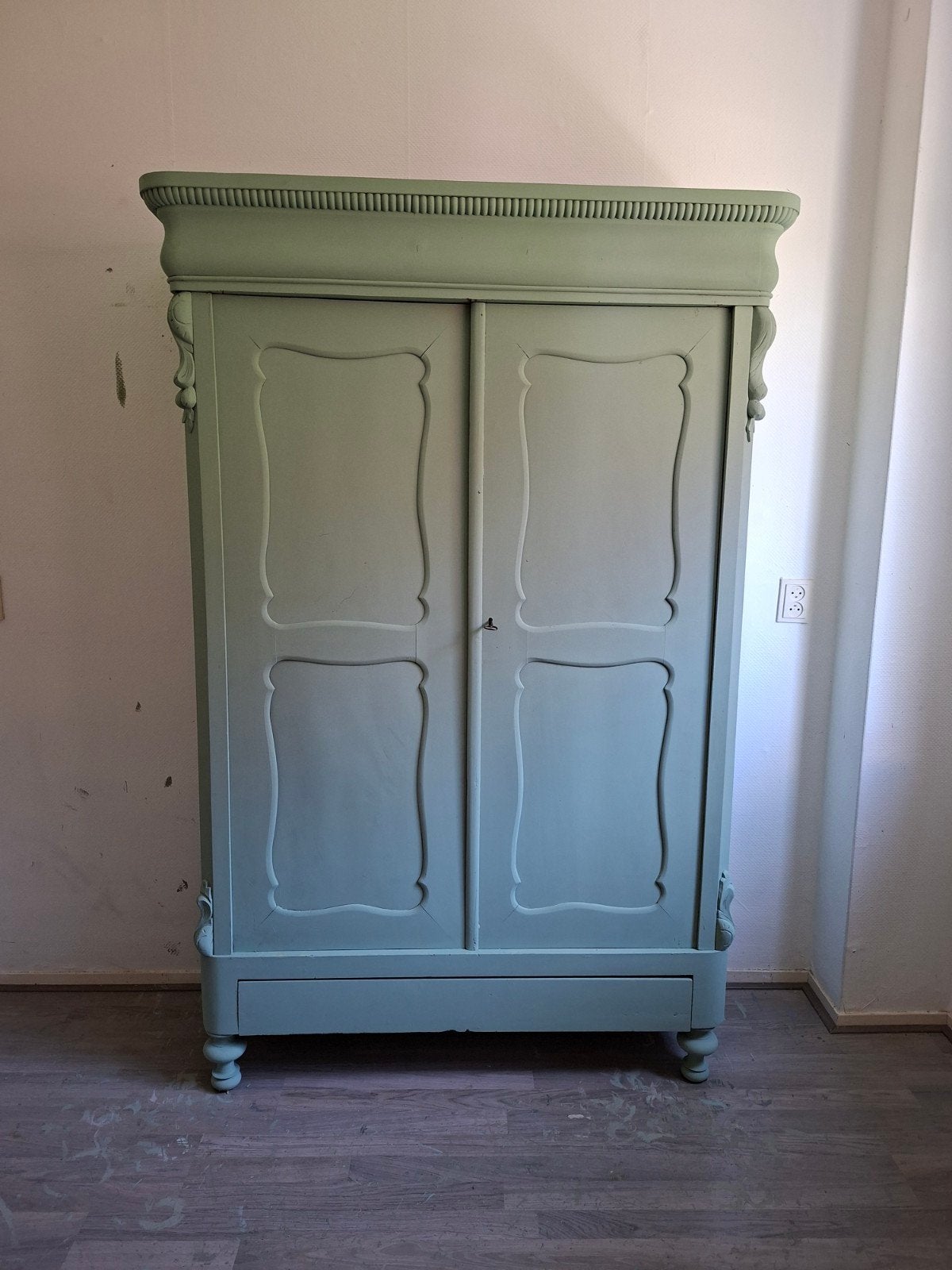 Antieke biedermeier kledingkast/meidenkast, Ophalen