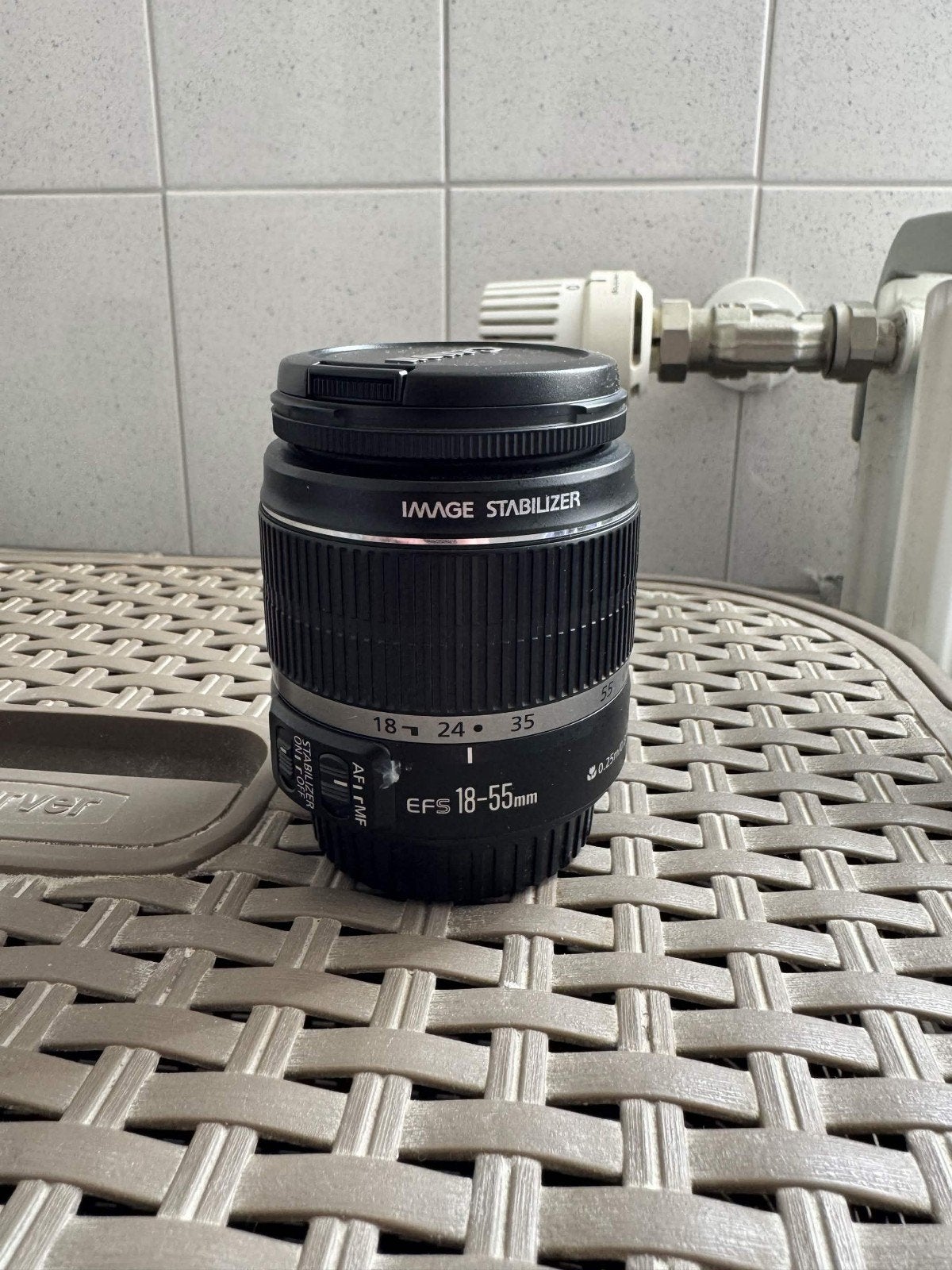 Canon EF-S 18-55mm IS lens (stabilisatie), Ophalen of Verzenden, Zo goed als nieuw, Standaardlens