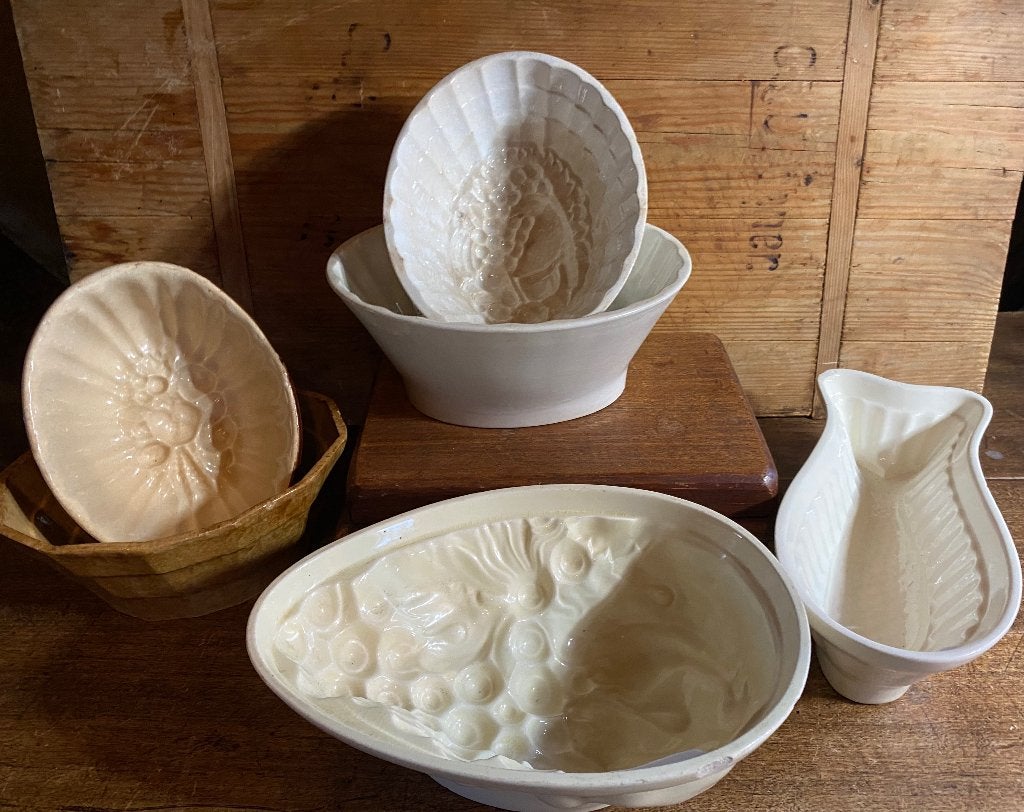 Verzameling brocante puddingvormen oa Regout, Societé C., Ophalen of Verzenden