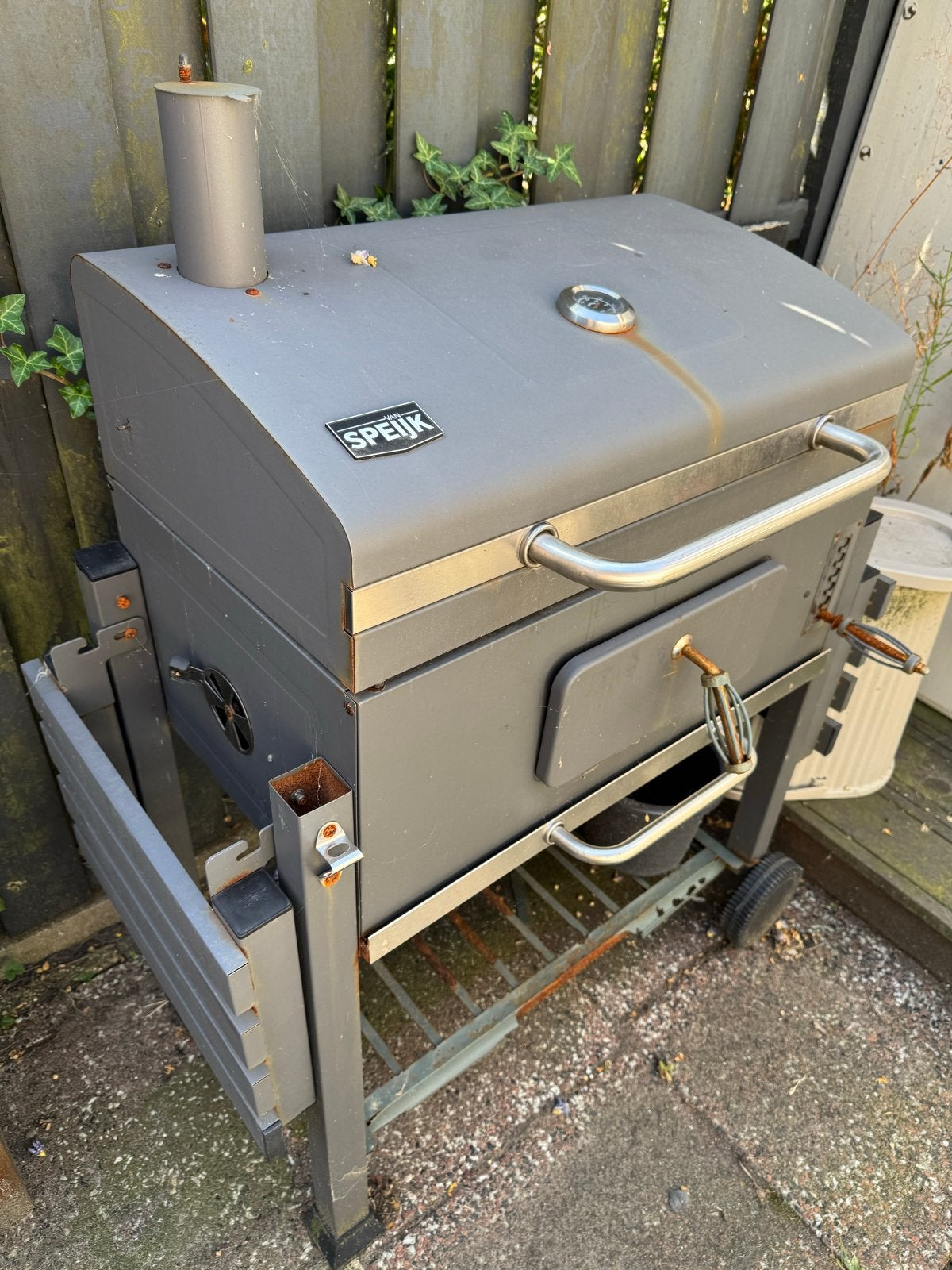 Speijk Houtskoolbarbecue - Gebruikt, Ophalen, Gebruikt