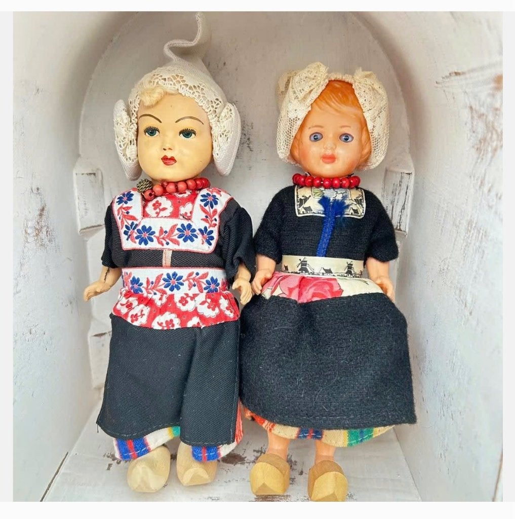 2 x vintage boerinnetjes, prijs per stuk, Verzamelen, Poppen, Ophalen of Verzenden, Zo goed als nieuw, X, Pop
