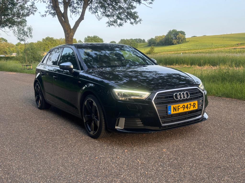 Audi A3 1.6 TDI 81KW Sportback S-tronic 2017 zwart, Auto's, Audi, 4 cilinders, Leder en Stof, Zwart, Origineel Nederlands