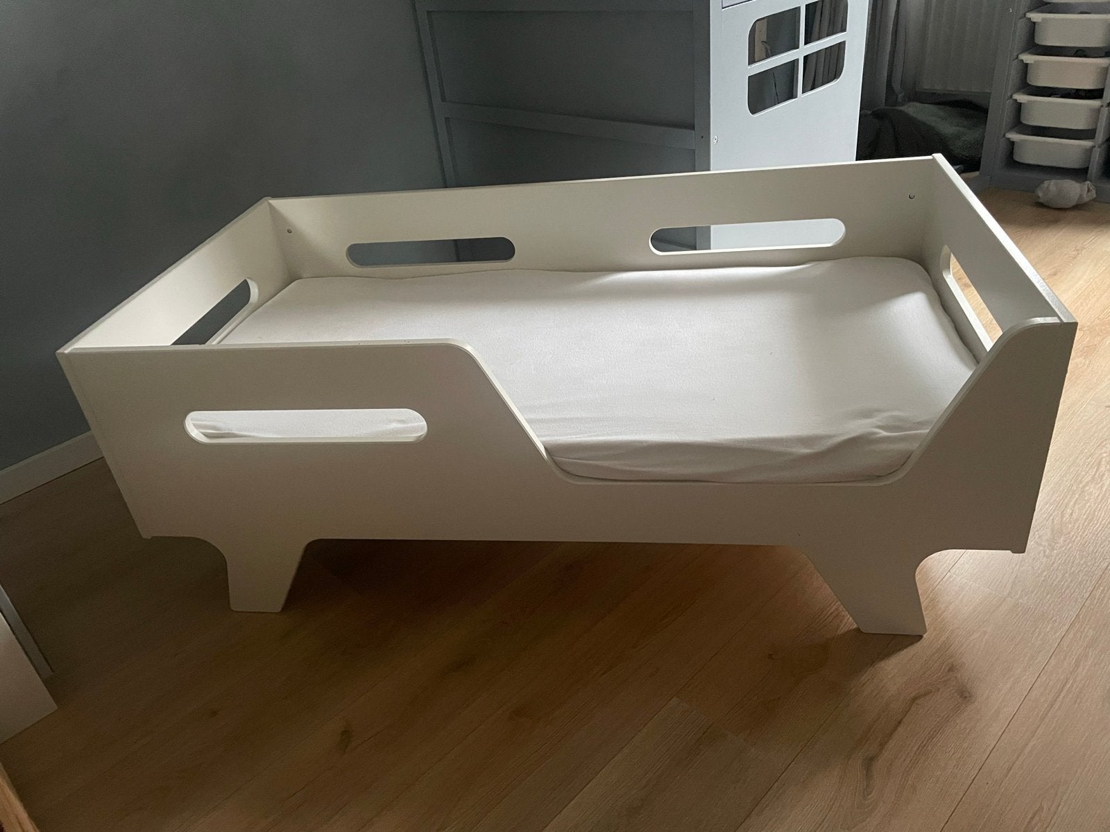 Peuterbed petit amelie 70x140, Kinderen en Baby's, Gebruikt, 70 tot 85 cm, 140 tot 160 cm, Ophalen