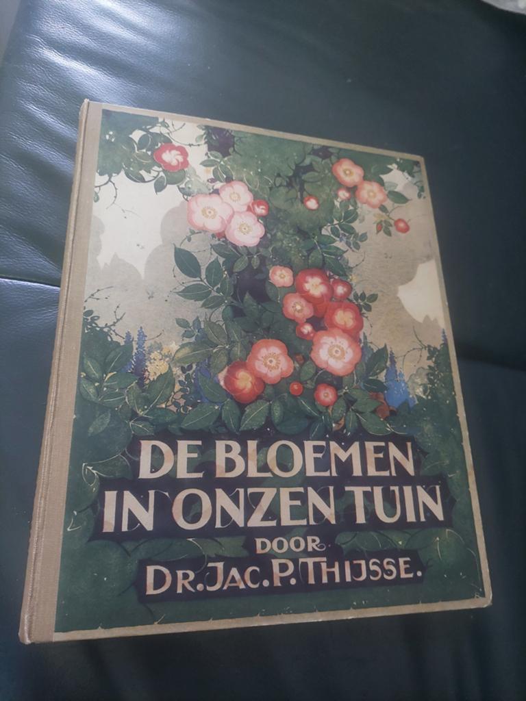 De Bloemen in onzen Tuin 1926 compleet, Ophalen of Verzenden, Gelezen, Tuinieren en Tuinplanten