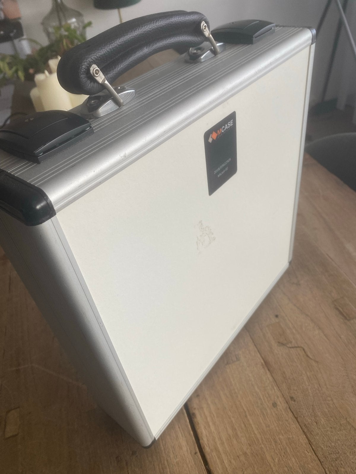 MCase Microfoon Case 34x34 cm, Gebruikt, Nvt, Flightcase, Nvt