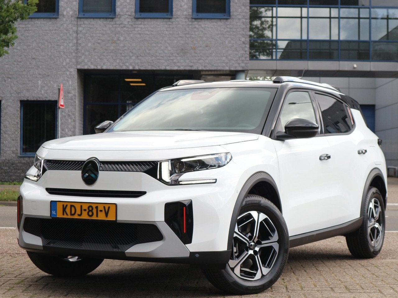 Citroën C3 Aircross 1.2 Hybrid 145pk Max 7p / Camera / Navi, Automaat, 145 pk, Gebruikt, 1199 cc