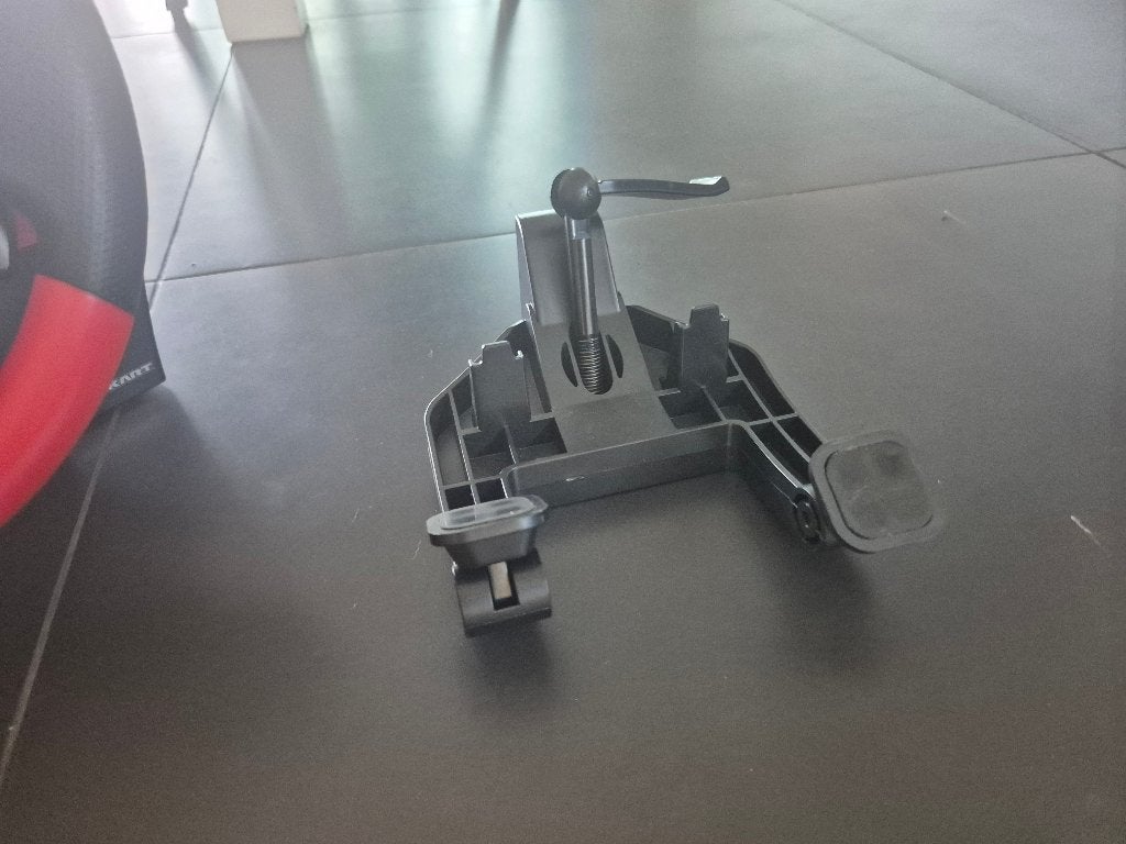 Mad Catz racestuur + pedalen +  compleet, Spelcomputers en Games, Ophalen, Zo goed als nieuw, Stuur of Pedalen