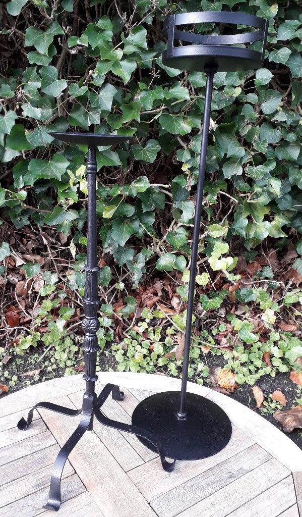 2 Metalen kandelaars 81 en 61 cm hoog, Ophalen, Gebruikt, Zwart, Kandelaar