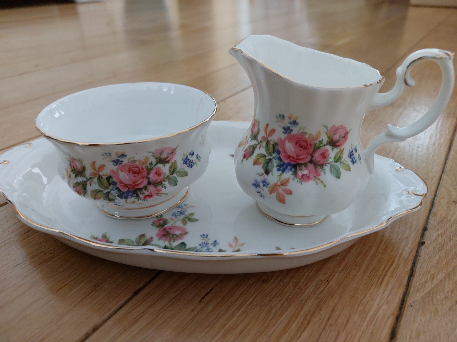 Royal Albert 'Moss Rose' theeservies - 6 kopjes en schotels, Ophalen of Verzenden