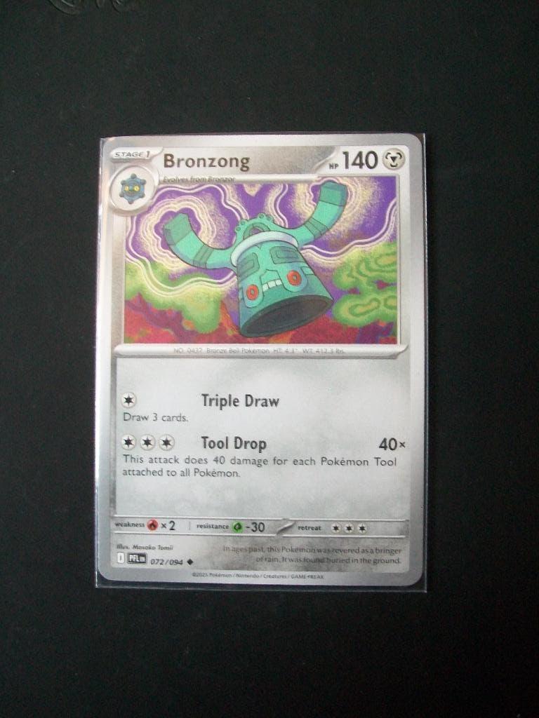 1531. Nieuwe Pokemon Kaart BRONZONG HP 140 (072/094), Verzenden, Nieuw, Losse kaart