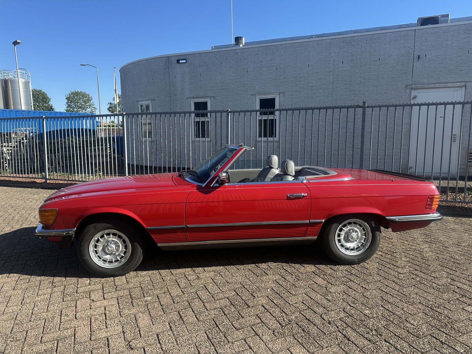 Mercedes-Benz SL-Klasse 500 SL (bj 1983, automaat), foto 2