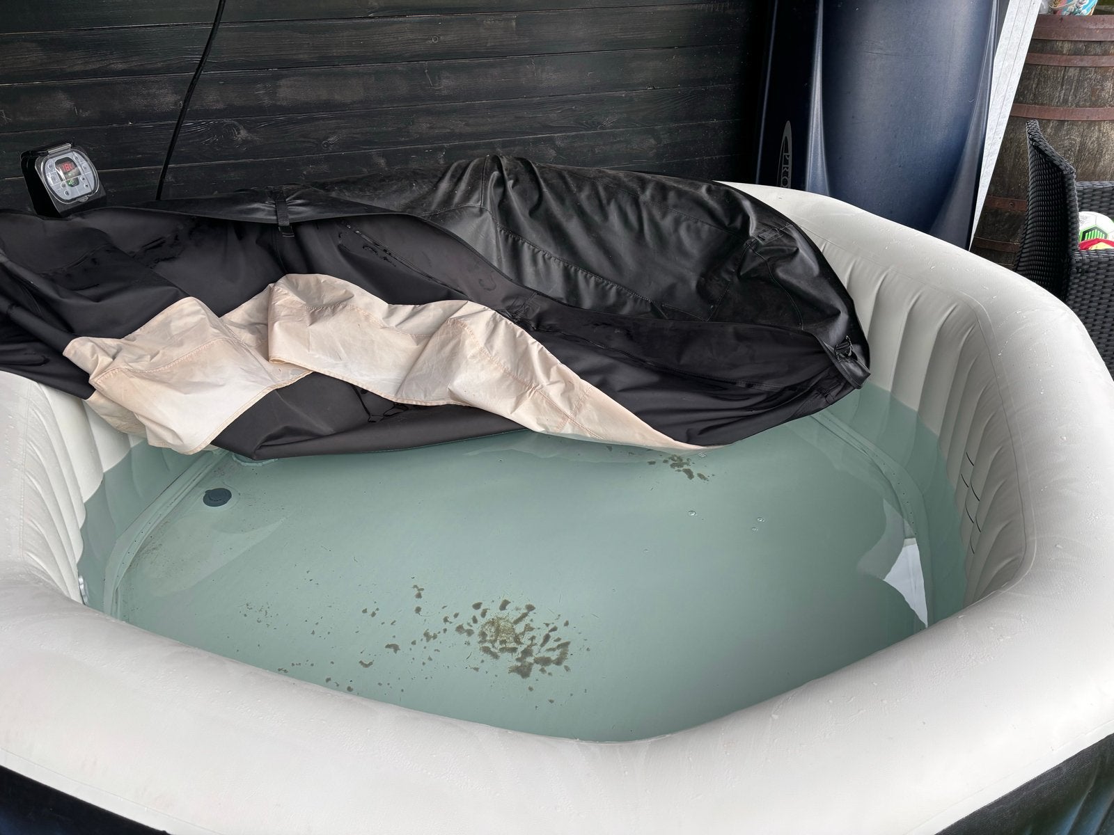 VERKOCHT! Intex Opblaasbare 6-persoons Jacuzzi -, Tuin en Terras, Zwembaden, Ophalen, Gebruikt, Minder dan 80 cm, Opblaaszwembad