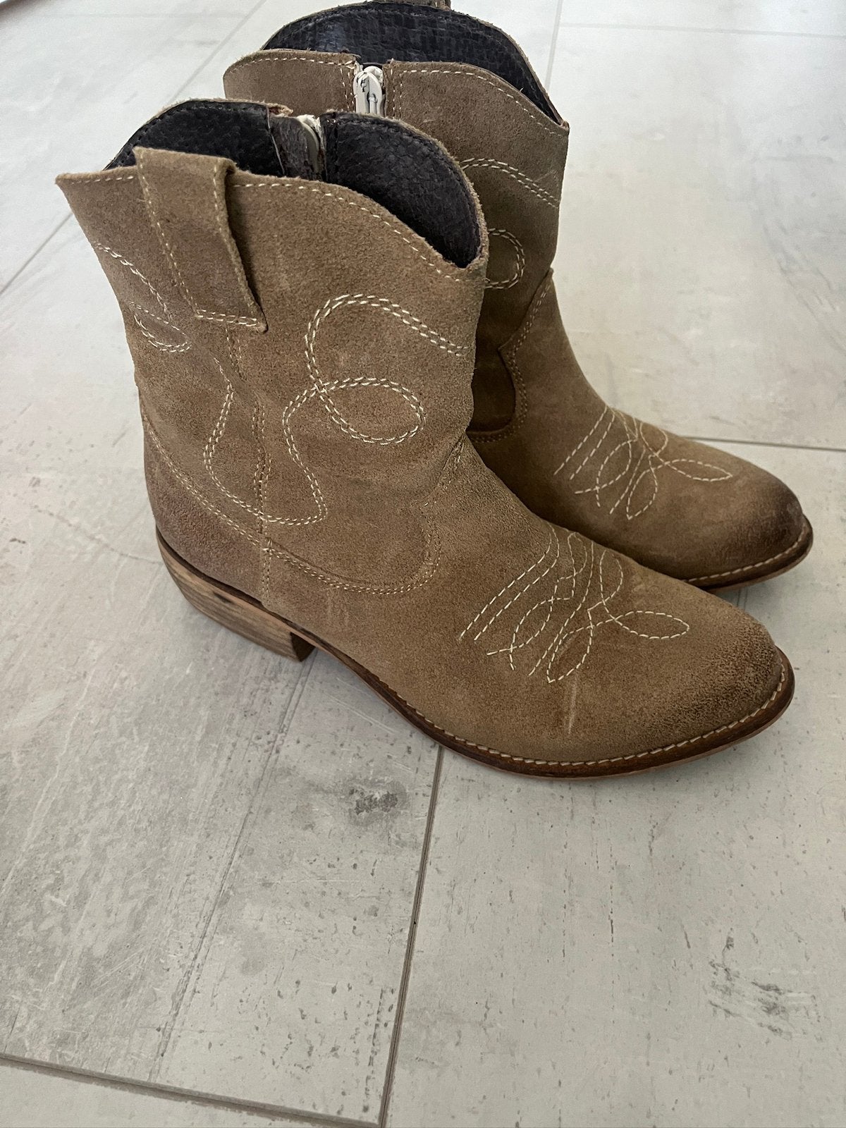 Western boots dames, Ophalen, Beige, Lage of Enkellaarzen, Gedragen