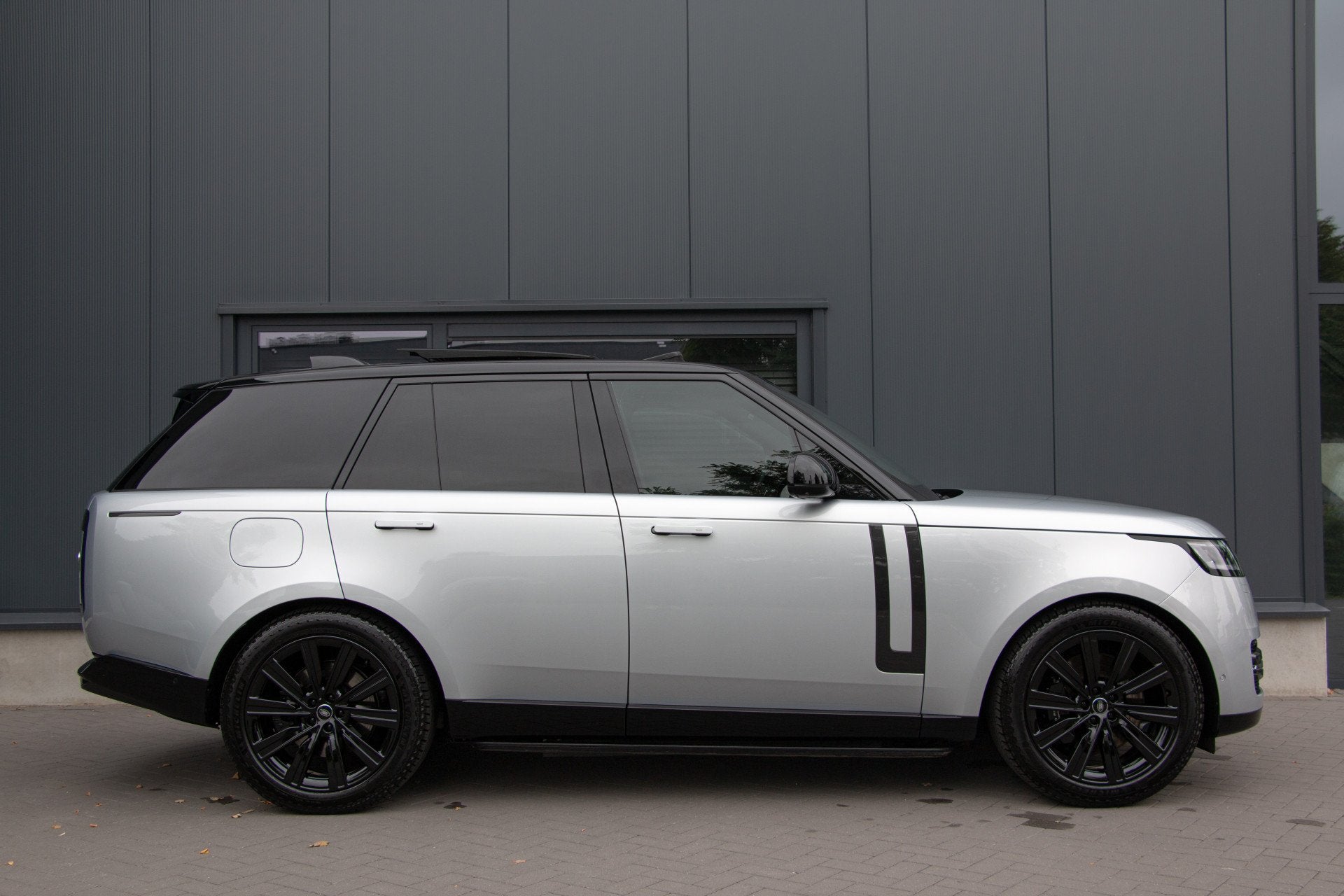 Land Rover Range Rover 3.0 P440e | ACC | 360 Cam | E.Treepla, Auto's, Automaat, Adaptive Cruise Control, Gebruikt, Met garantie (alle)
