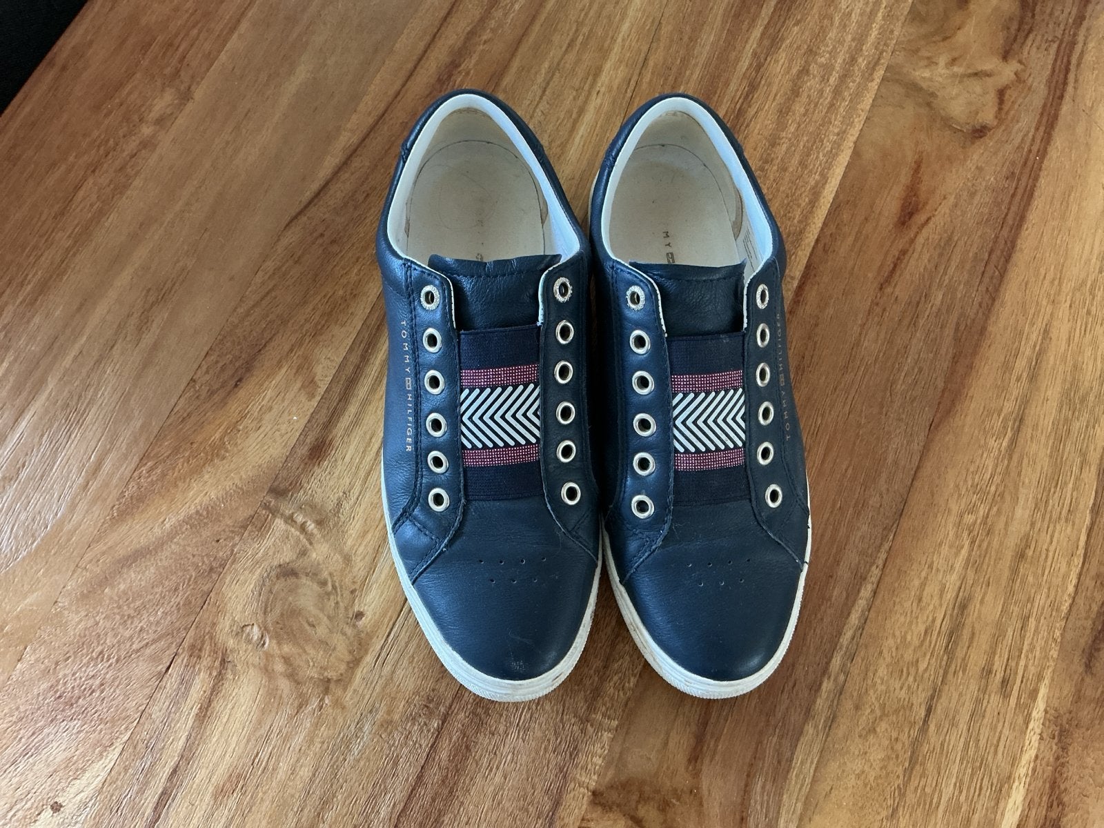 Tommy Hilfiger sneakers, maat 38, donkerblauw, Ophalen, Gedragen, Blauw, Sneakers of Gympen