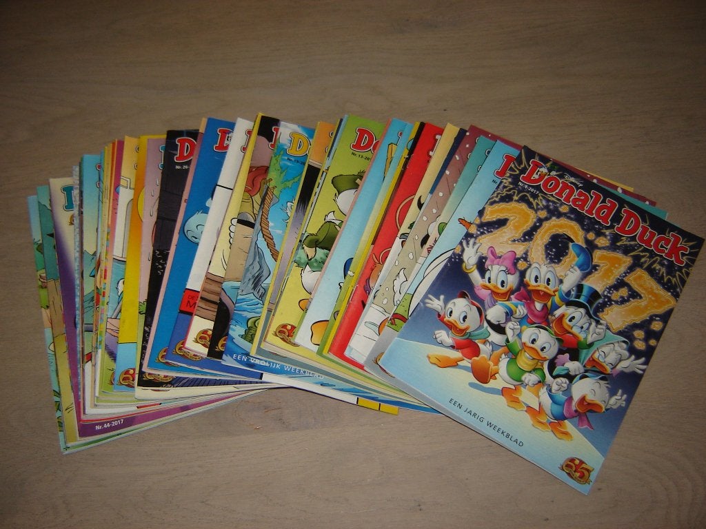DONALD DUCK 2017 !!, Eén stripboek, Ophalen of Verzenden, Zo goed als nieuw