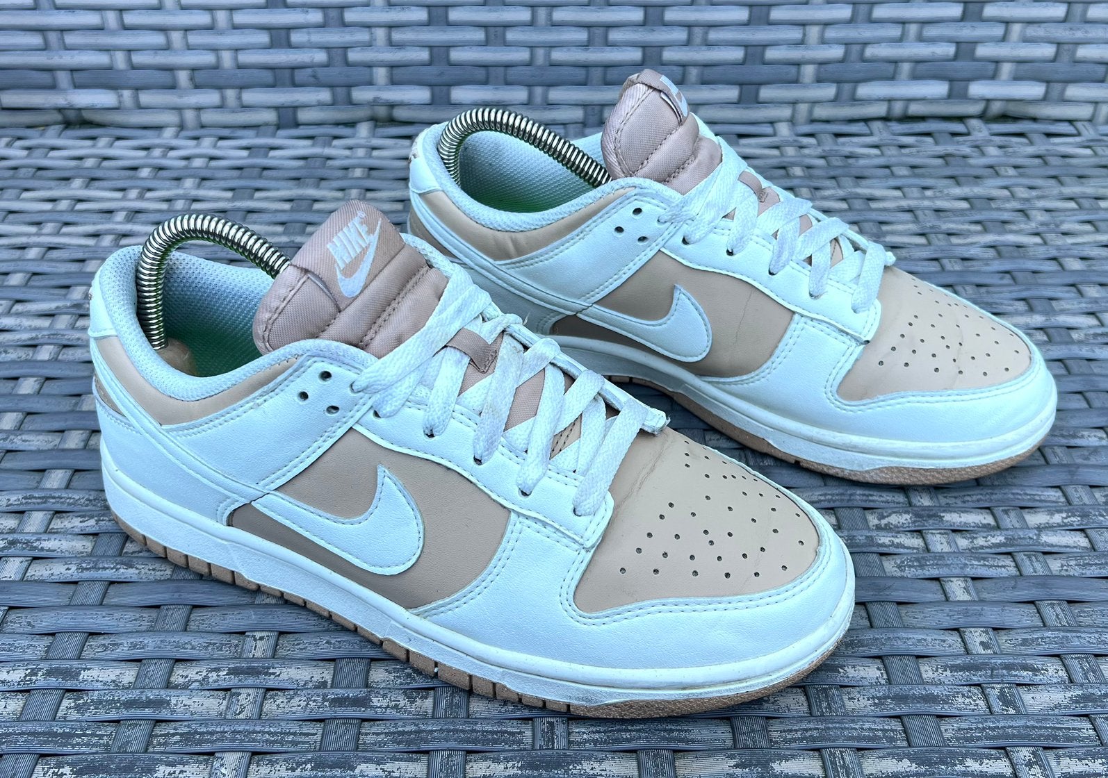 Nike Dunk Low EU maat 38,5 Beige., Beige, Ophalen of Verzenden, Sneakers of Gympen, Zo goed als nieuw