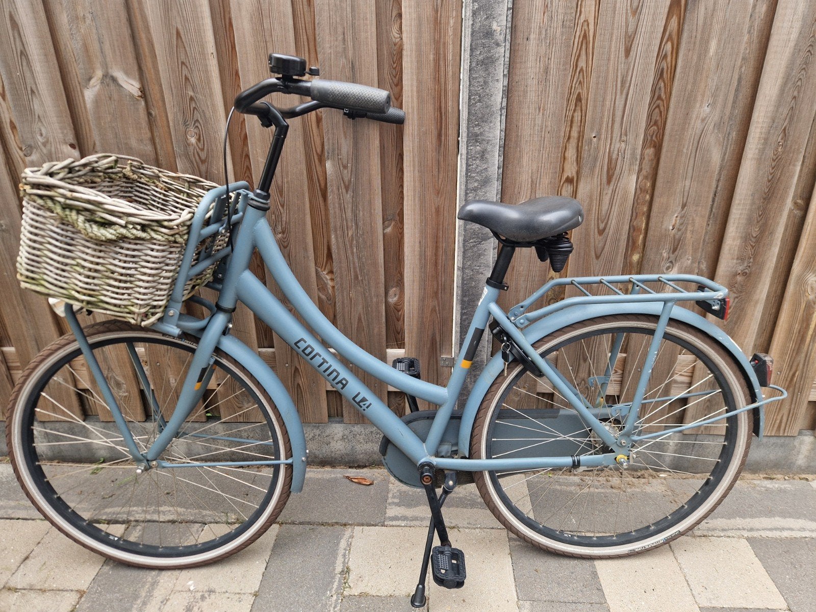Cortina U4 Meisjesfiets 26 inch met versnellingen en slot, Versnellingen, Zo goed als nieuw, Cortina, Ophalen