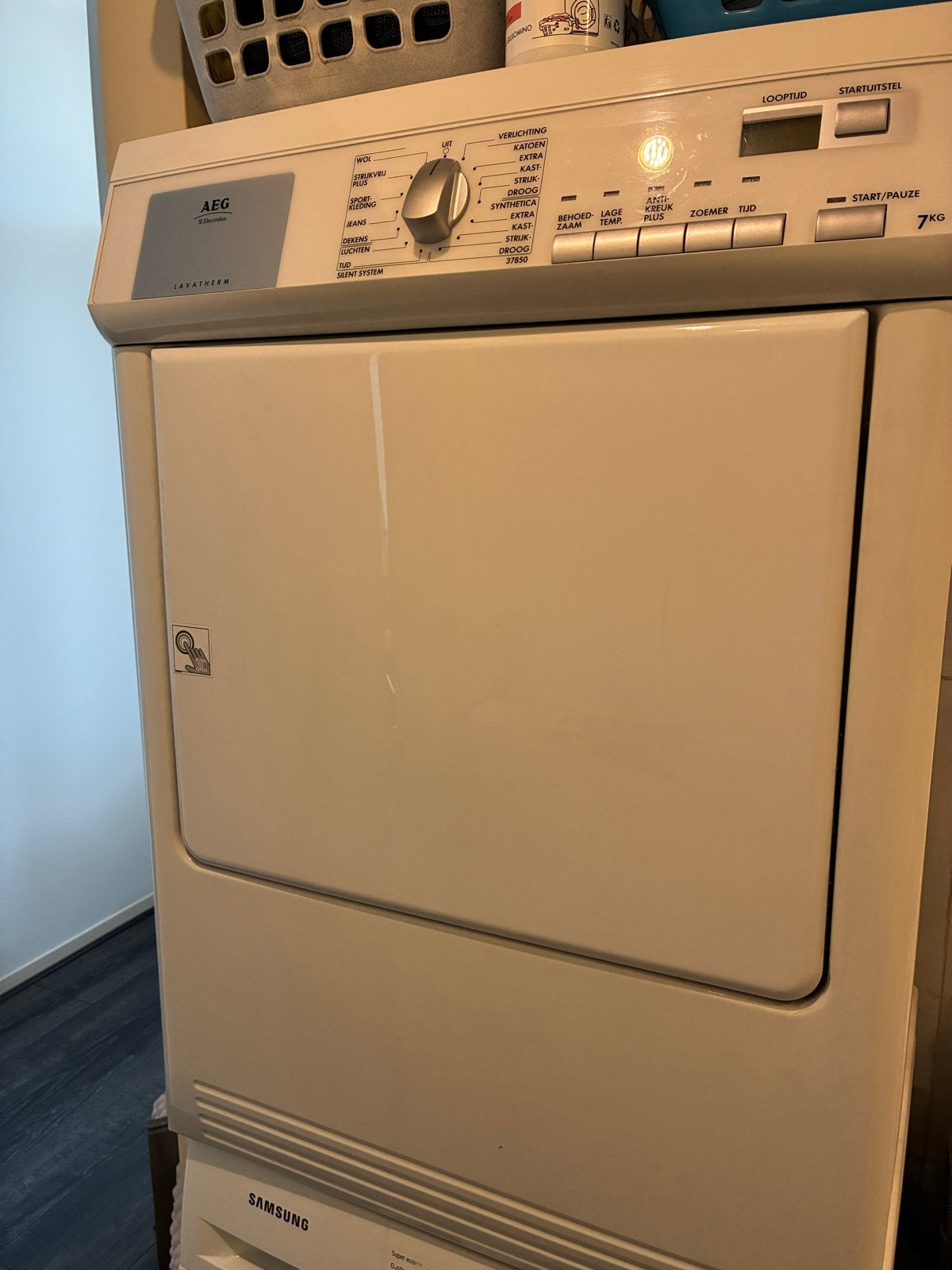 AEG T37850 Luchtafvoerdroger - Betrouwbaar en Efficiënt, Ophalen, 6 tot 8 kg, Gebruikt, Luchtafvoer