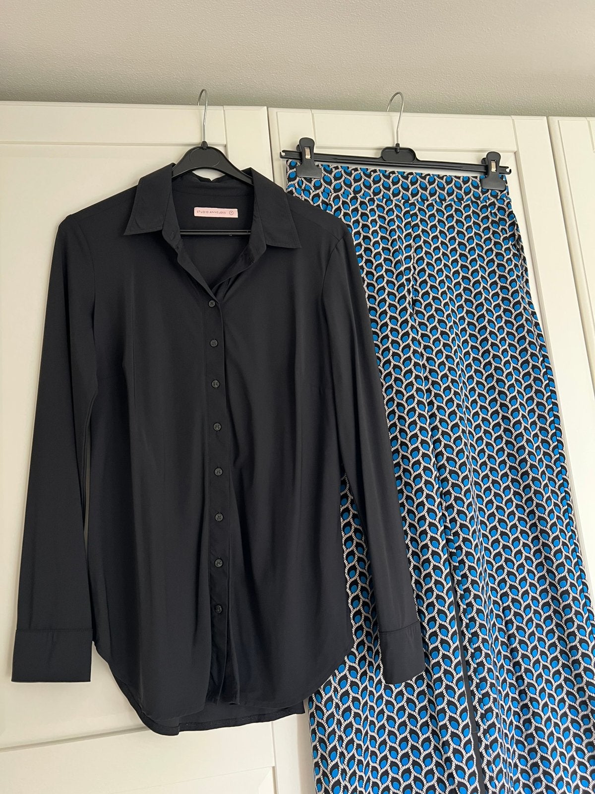 Studio anneloes set poppy blouse M & marilon bird broek S, Kleding | Dames, Blouses en Tunieken, Maat 38/40 (M), Zwart, Ophalen of Verzenden