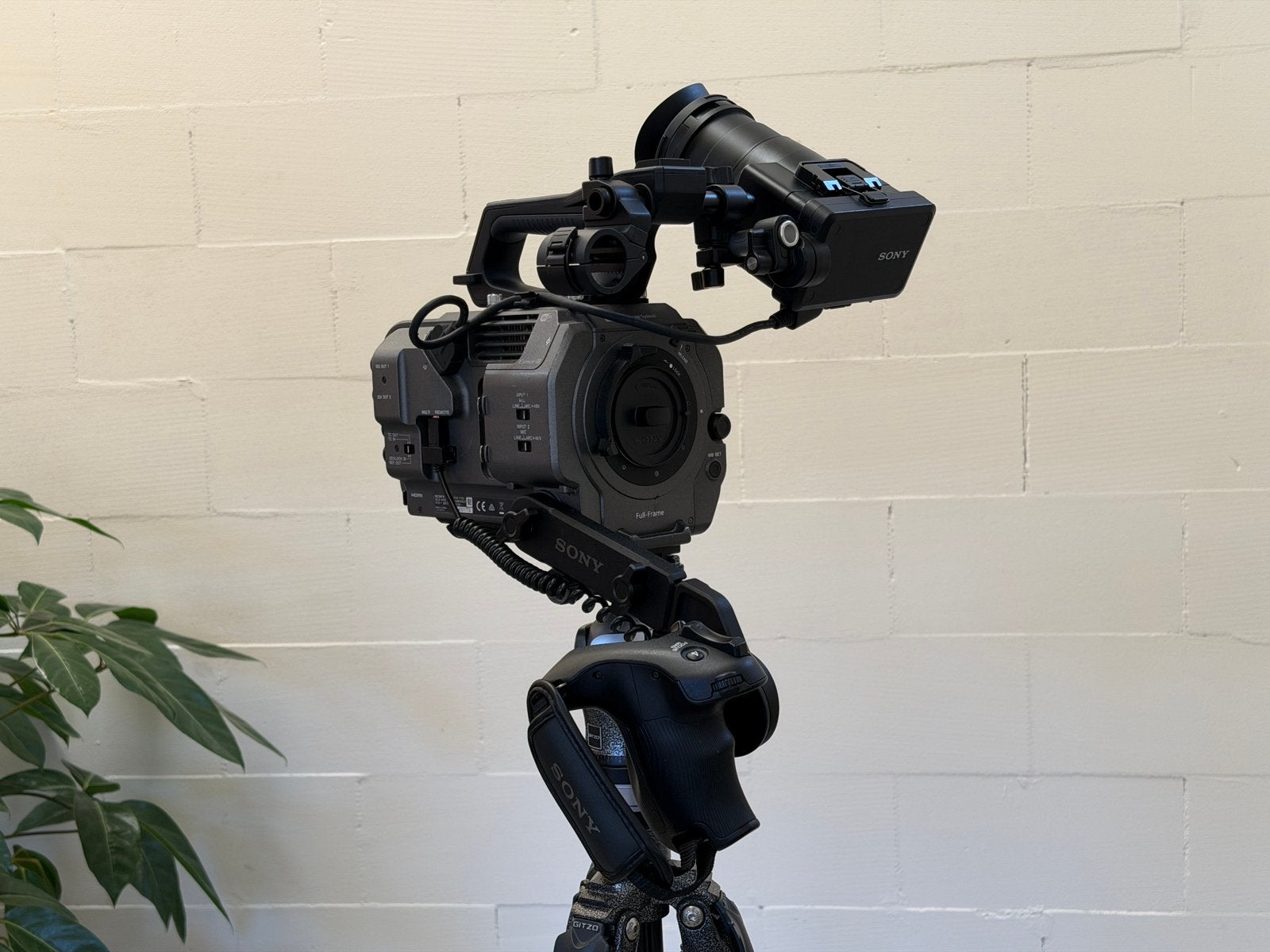 Foto 4 van Sony PXW-FX9 compleet origineel + 152GB Sony XQD