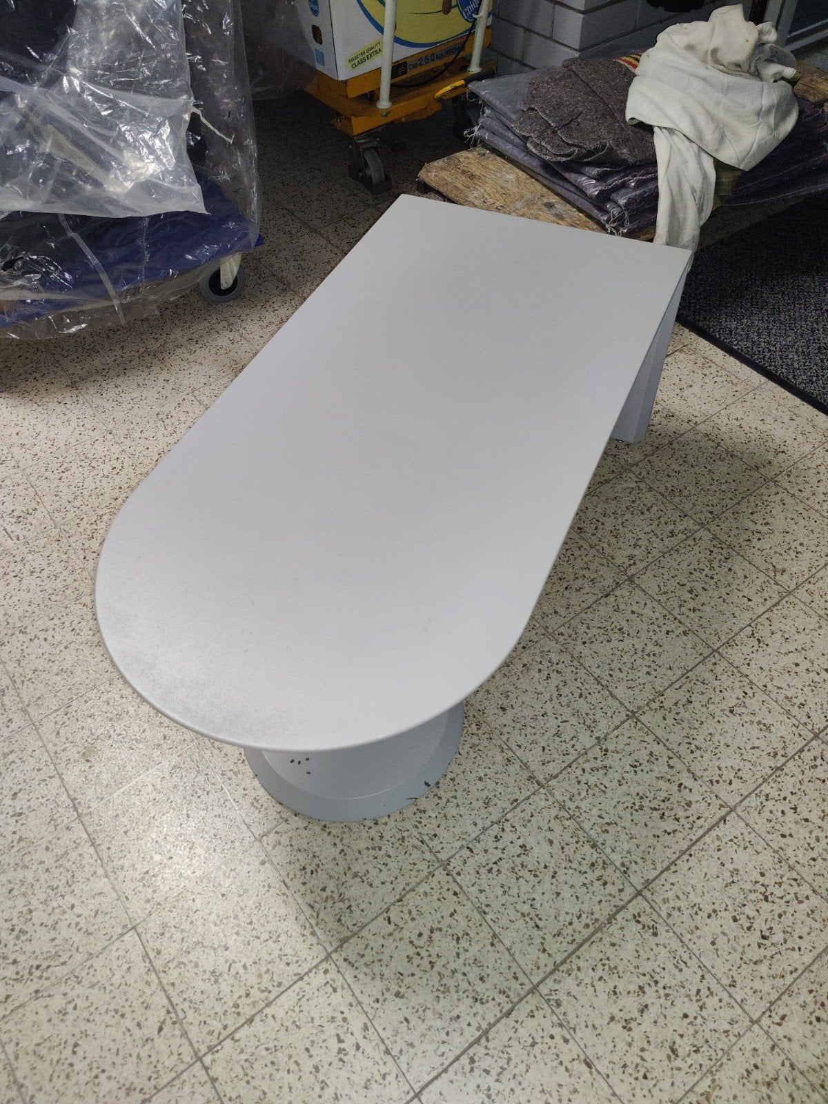 Leolux Salontafel - Grijs, 110x55x45 cm, Huis en Inrichting, Overige materialen, Gebruikt, 100 tot 150 cm, Overige vormen