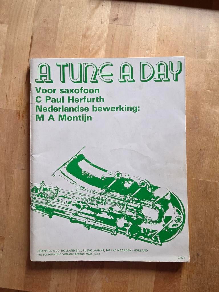 A Tune A Day - Saxofoon lesboek C Paul Herfurth, Muziek en Instrumenten, Gebruikt, Overige genres, Ophalen of Verzenden, Saxofoon