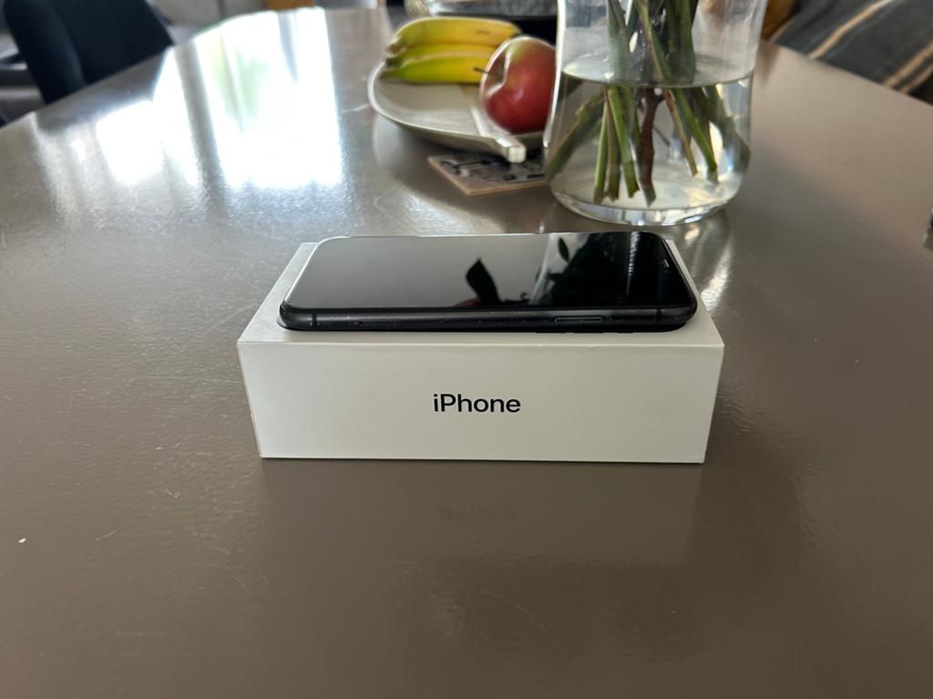 Apple iPhone 11 - 64GB, Telecommunicatie, Mobiele telefoons | Apple iPhone, Ophalen, Gebruikt, IPhone 11, 64 GB